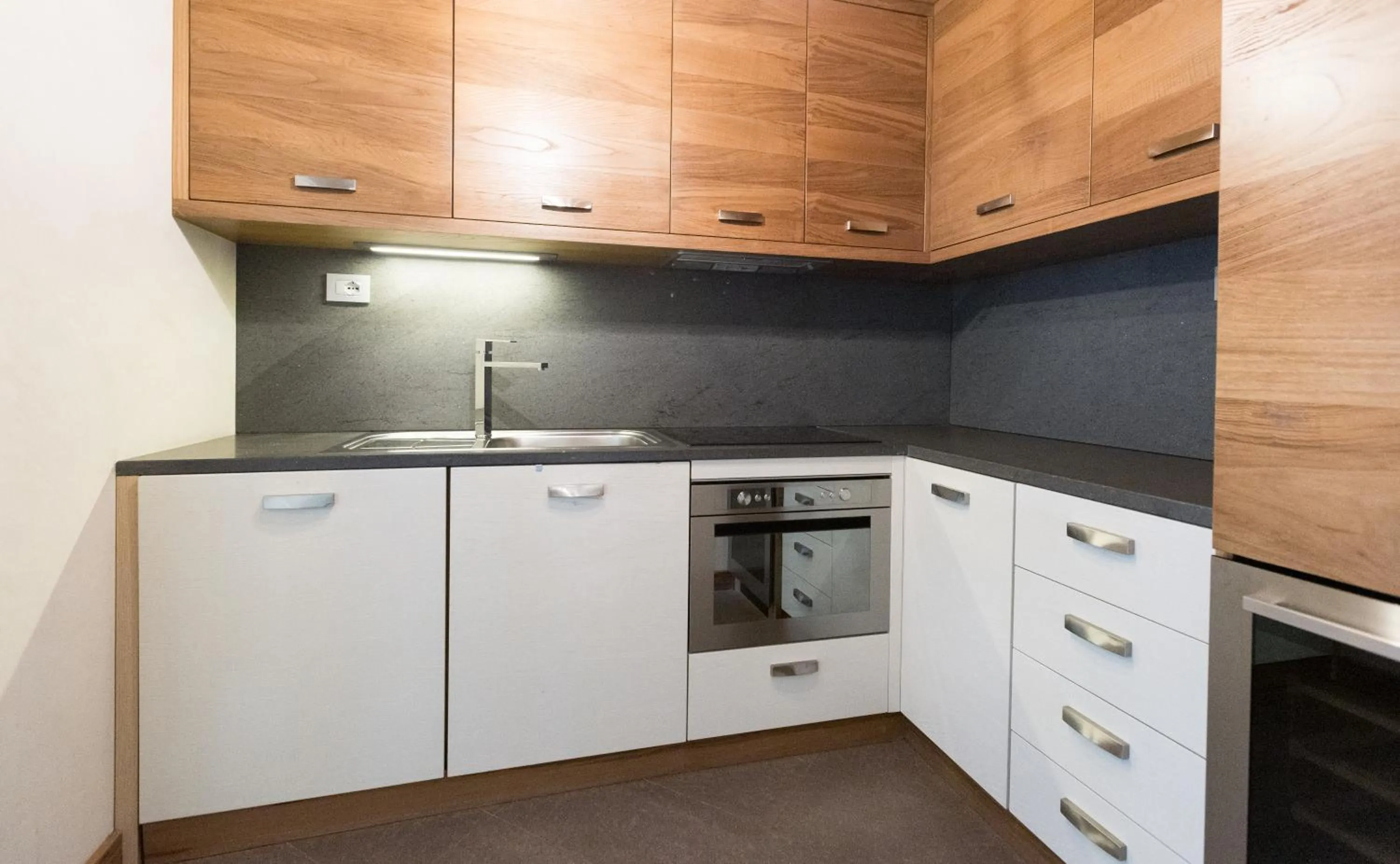 Kitchen or kitchenette in Sottovento Luxury Hospitality