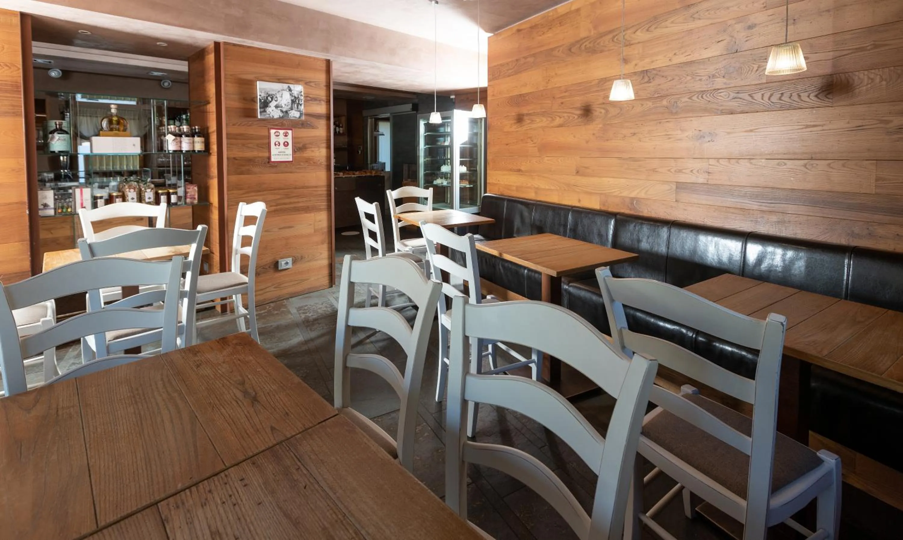 Lounge or bar in Sottovento Luxury Hospitality