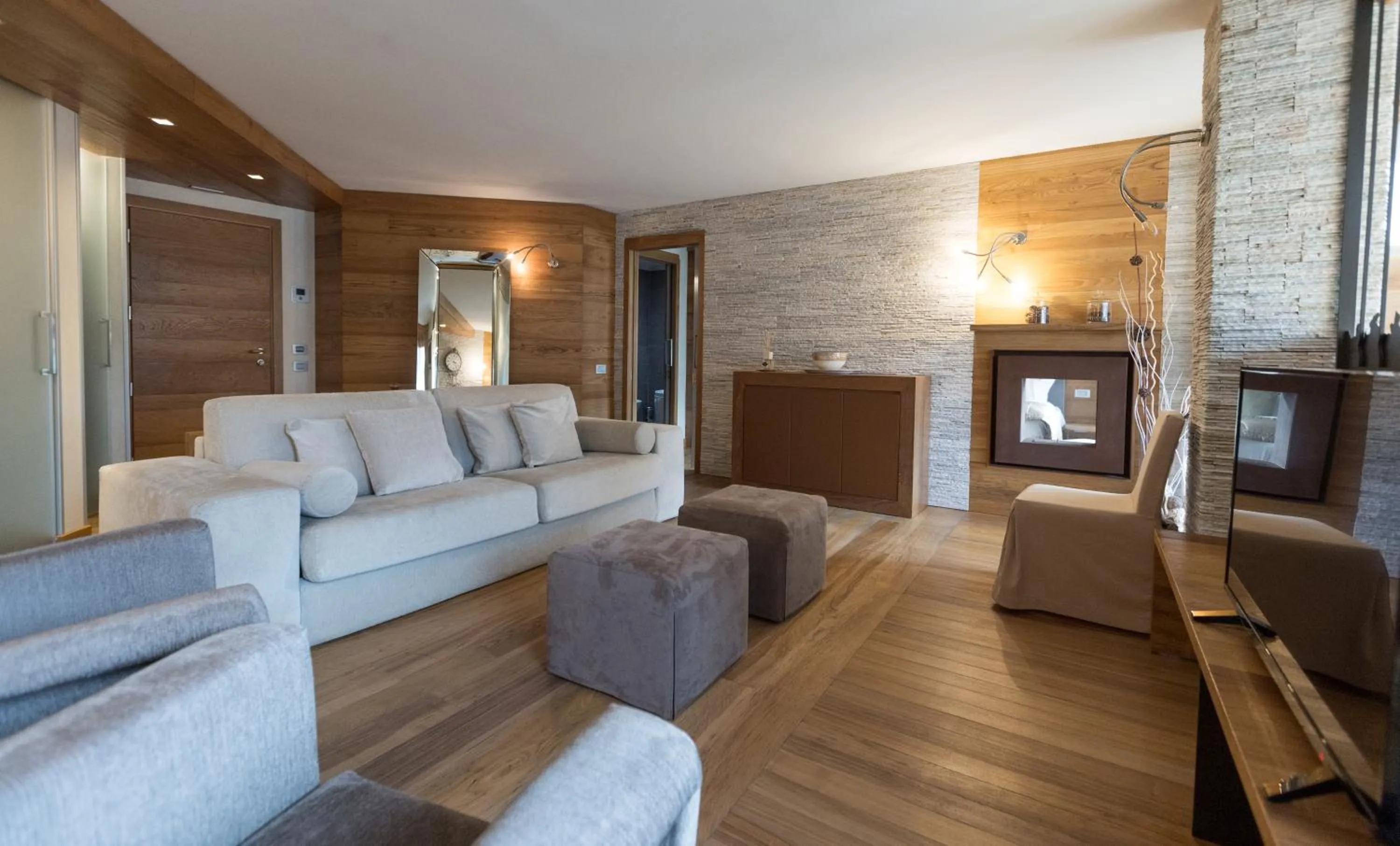 TV and multimedia in Sottovento Luxury Hospitality