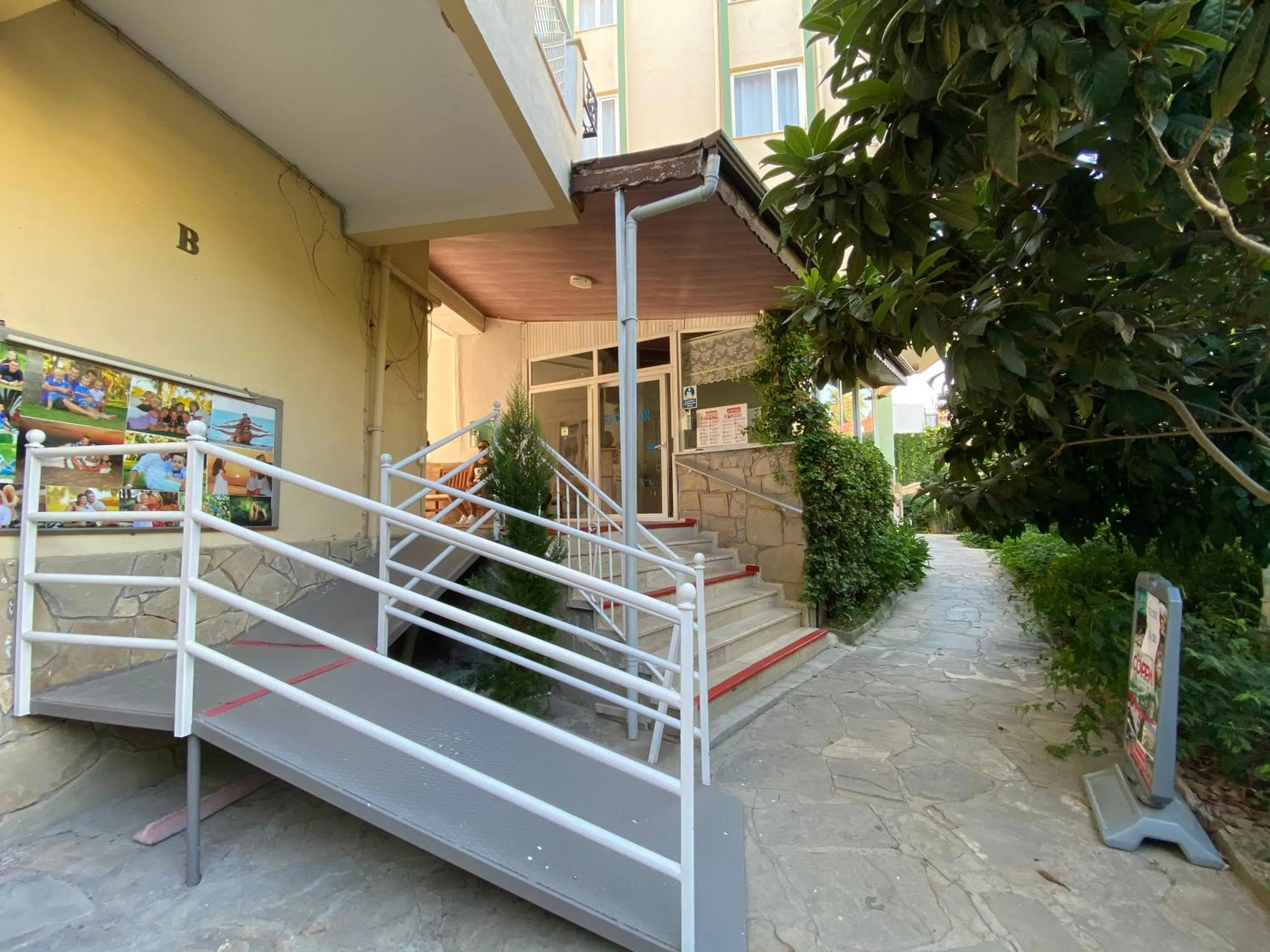 Facade/entrance in Melissa Garden Apart Hotel