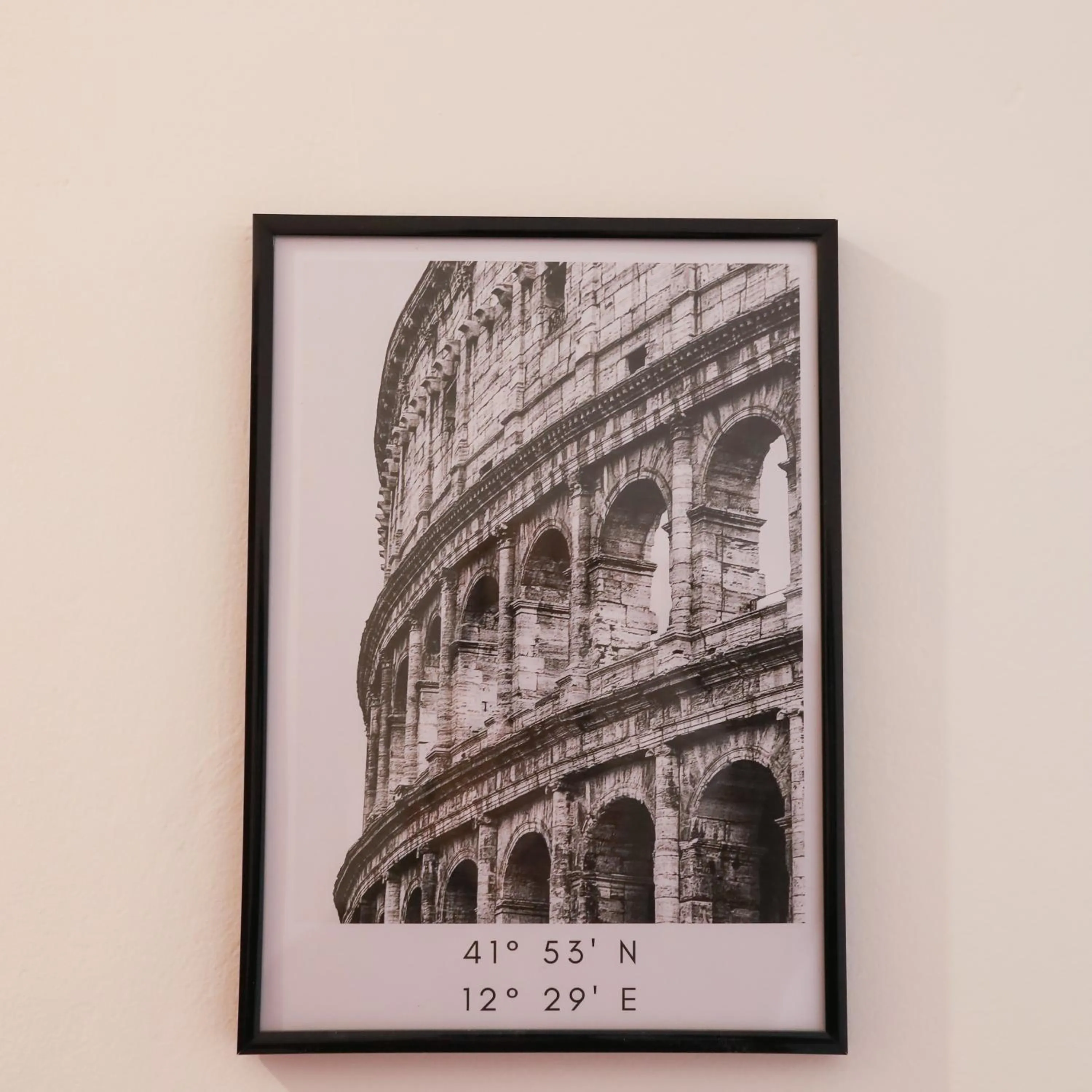 Decorative detail in Cielo Vaticano Guest House