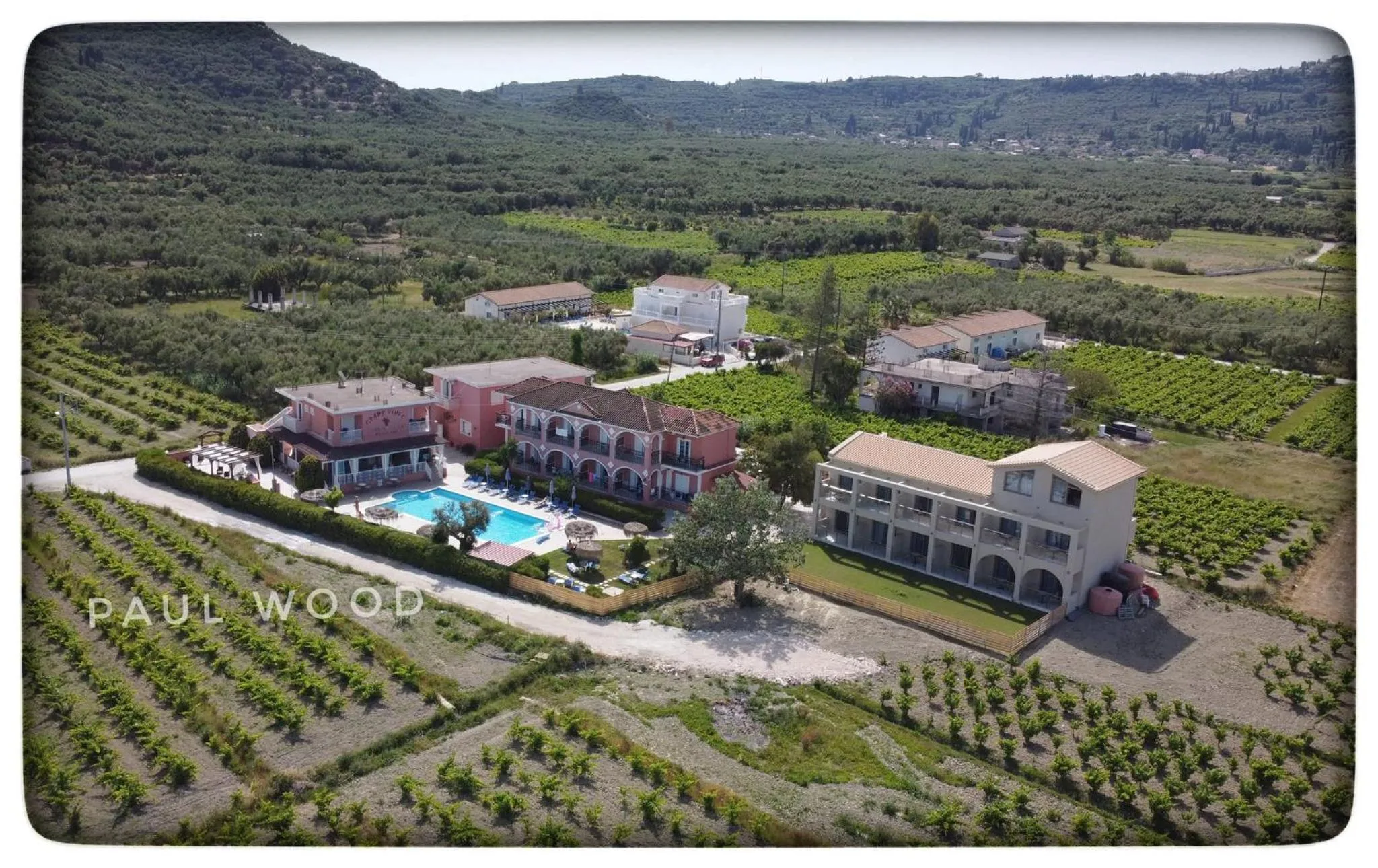 Property building in Grapevines Hotel