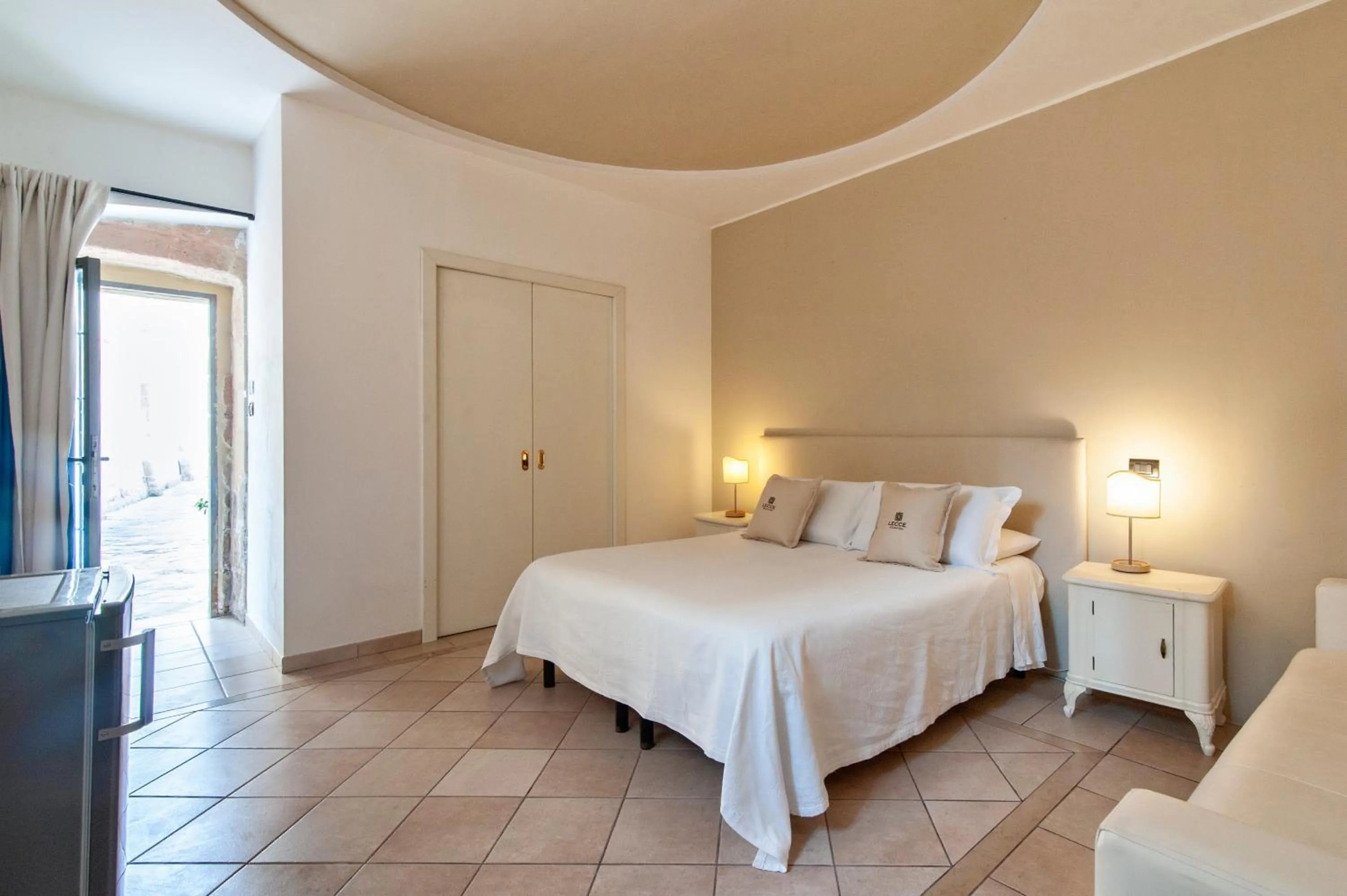 Bedroom, Bed in Chiesa Greca Suites - Lecce Selection