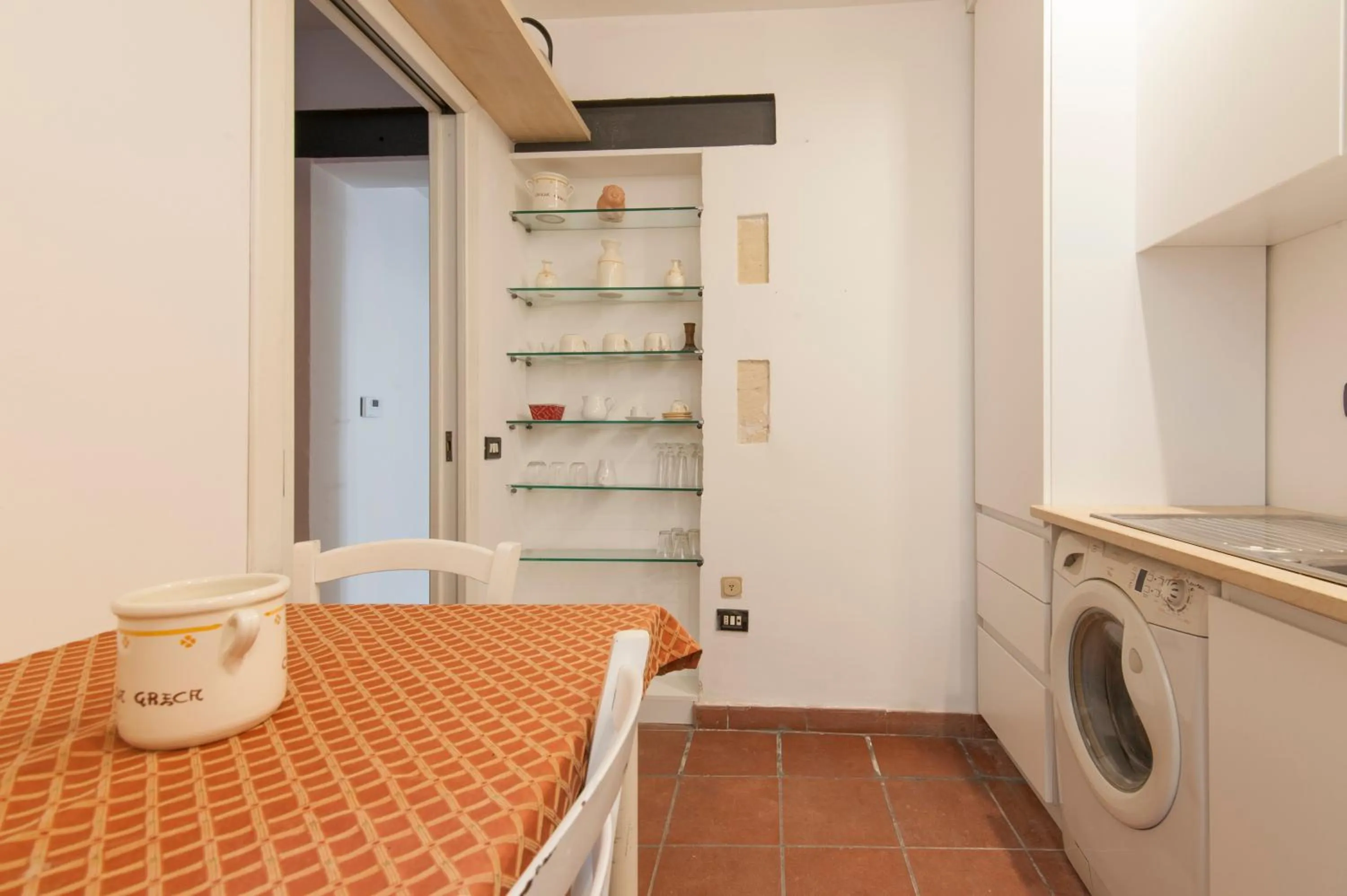 Kitchen or kitchenette in Chiesa Greca Suites - Lecce Selection