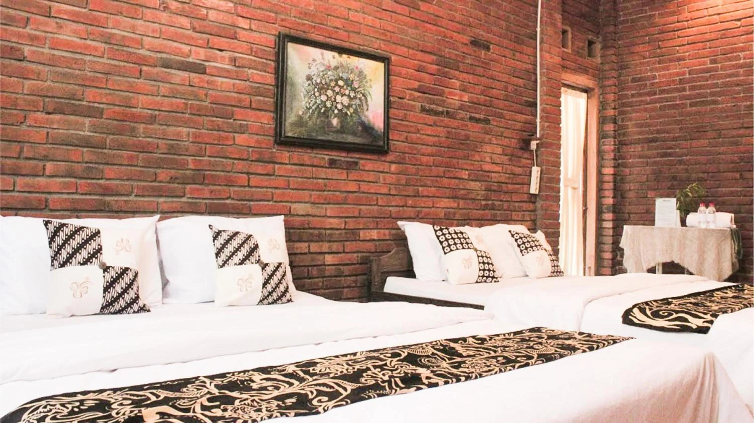 Bedroom, Bed in nDalem Joglo Krawitan Syariah