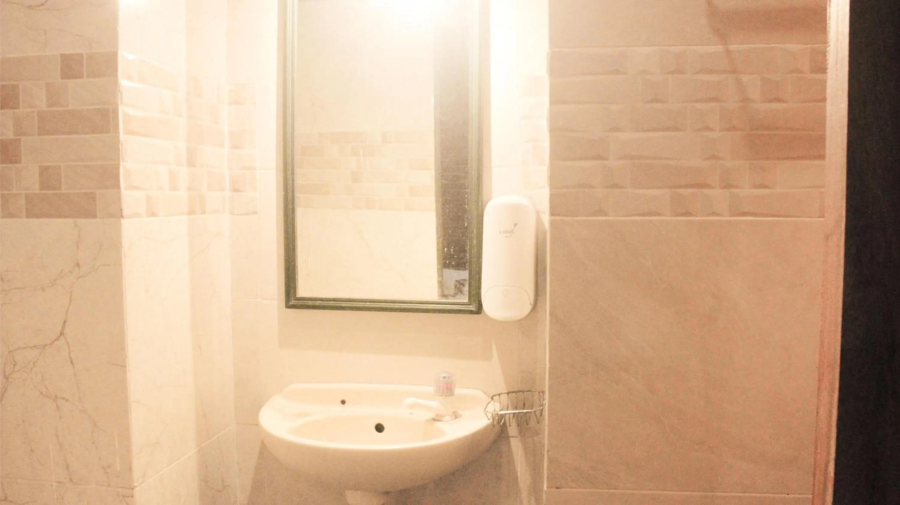 nDalem Joglo Krawitan Syariah