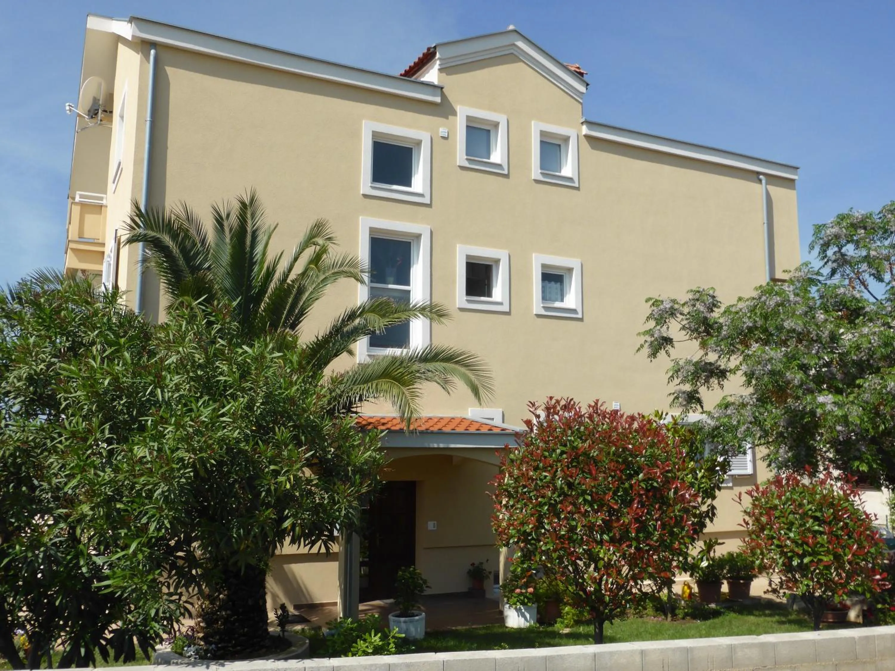 Facade/entrance in Apartments Toni, Borik