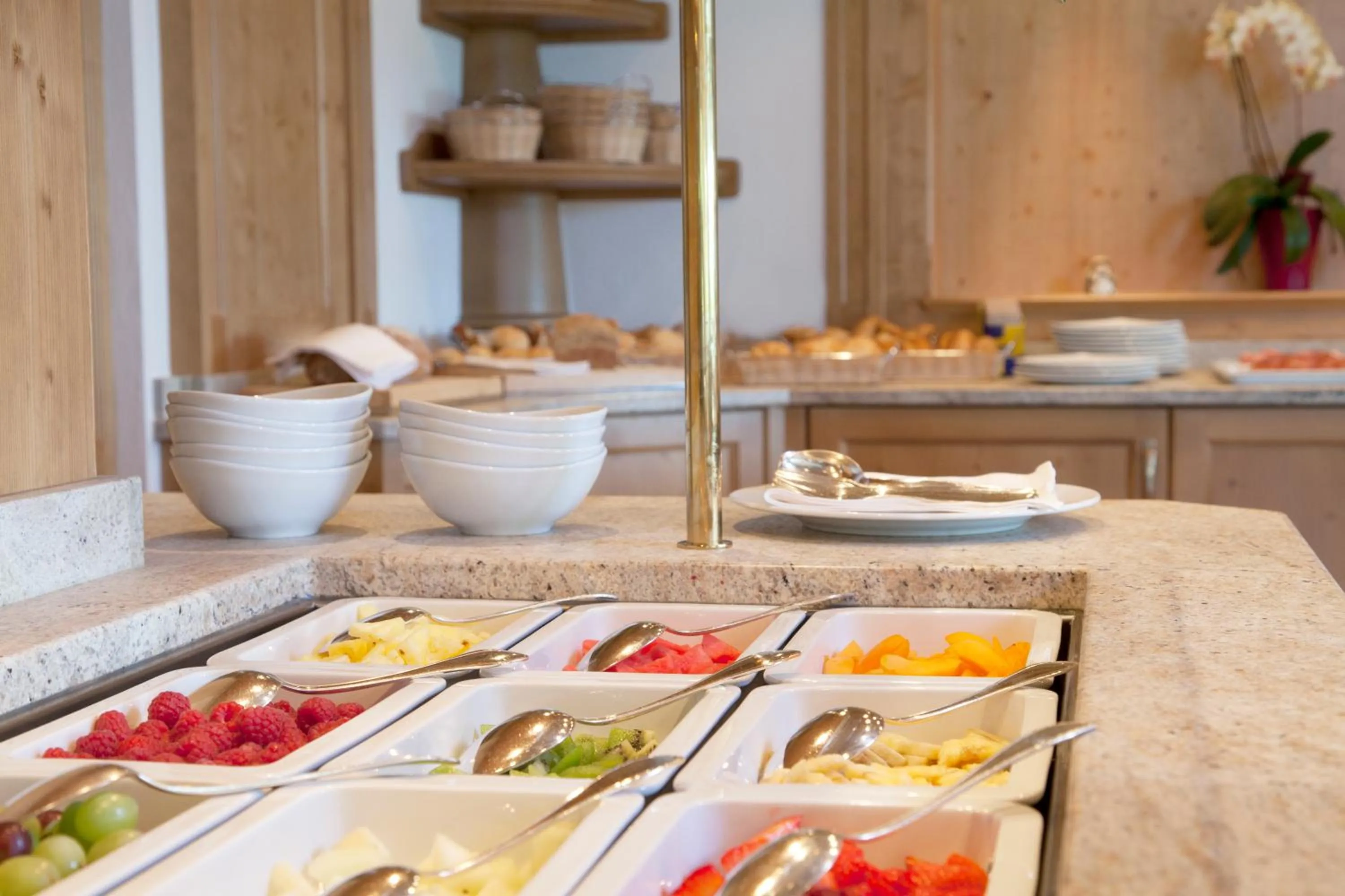 Buffet breakfast in Hotel Rössle