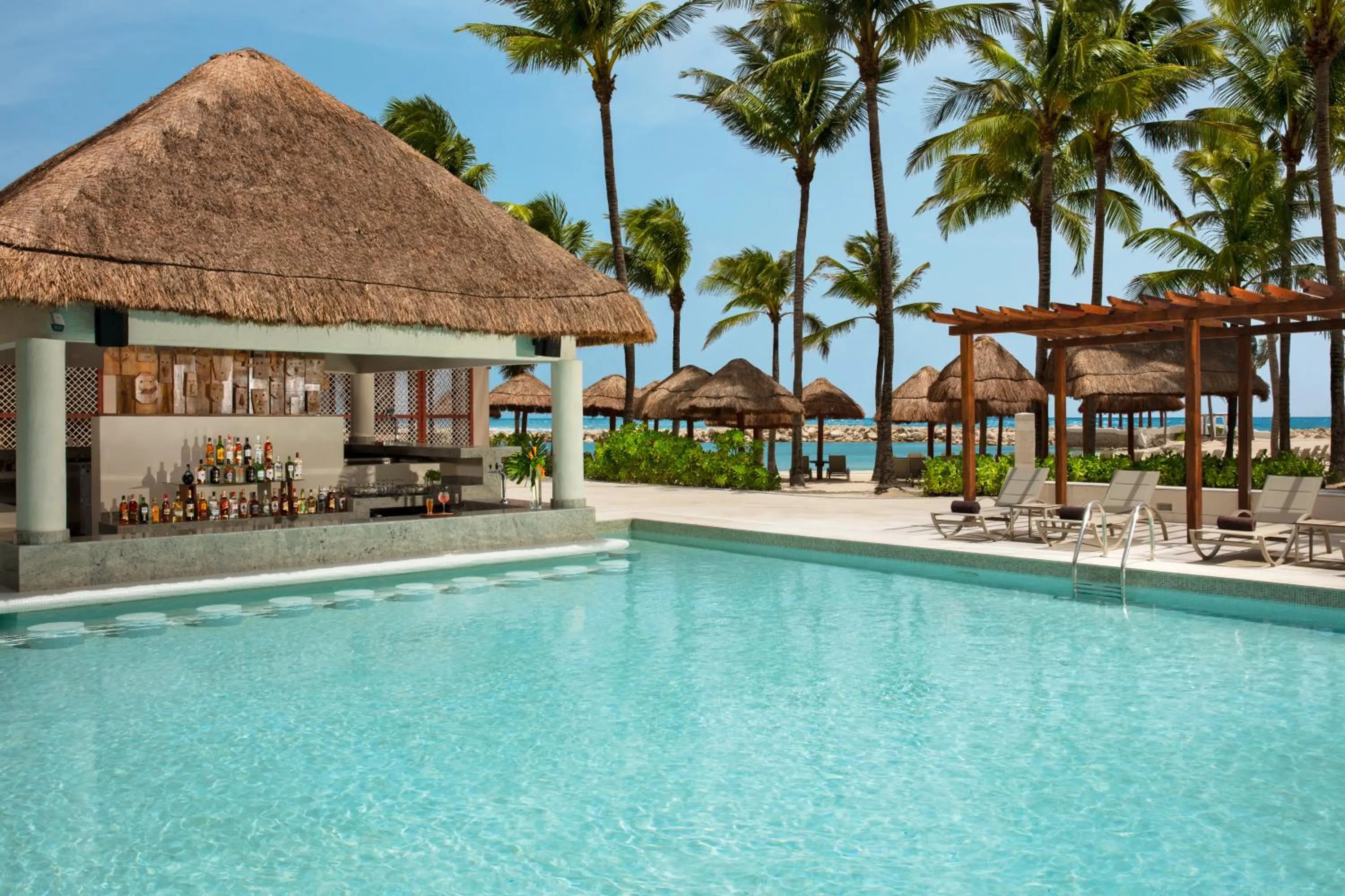 Lounge or bar in Dreams Aventuras Riviera Maya - All Inclusive