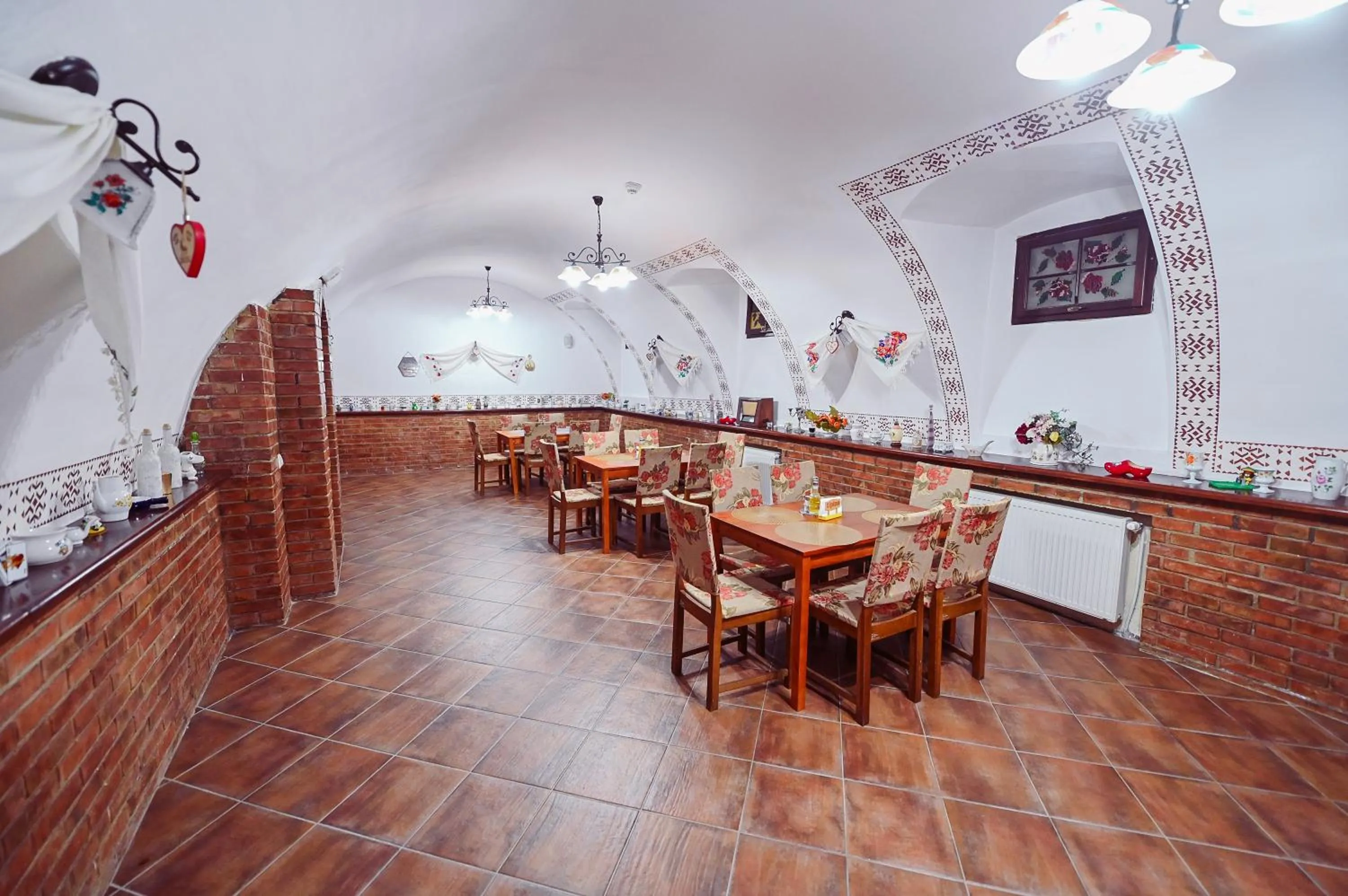 Restaurant/places to eat in Conacul Domnesc