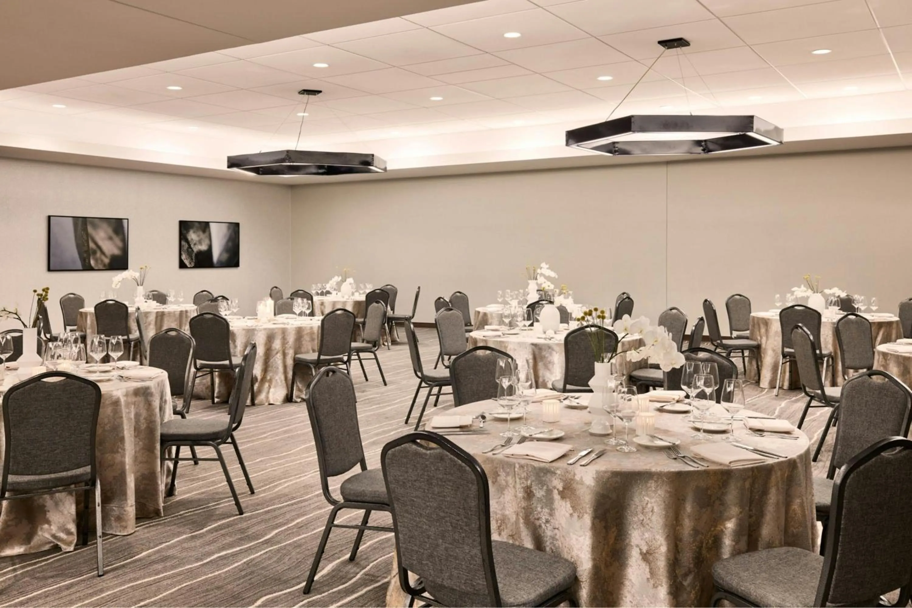 Meeting/conference room in AC Hotel By Marriott Dallas By The Galleria