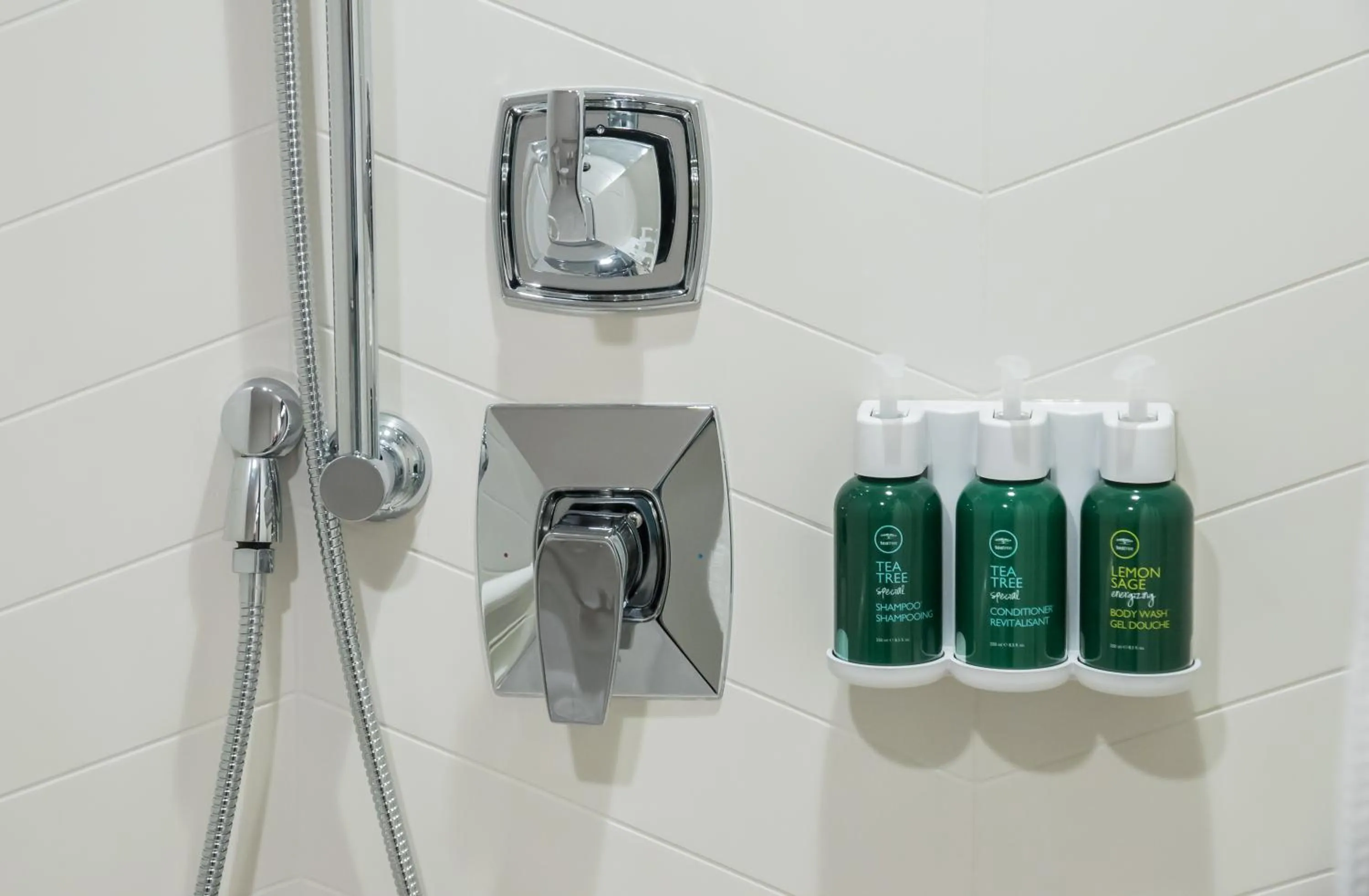 Shower in Fairfield Inn & Suites by Marriott Melbourne Viera Town Center