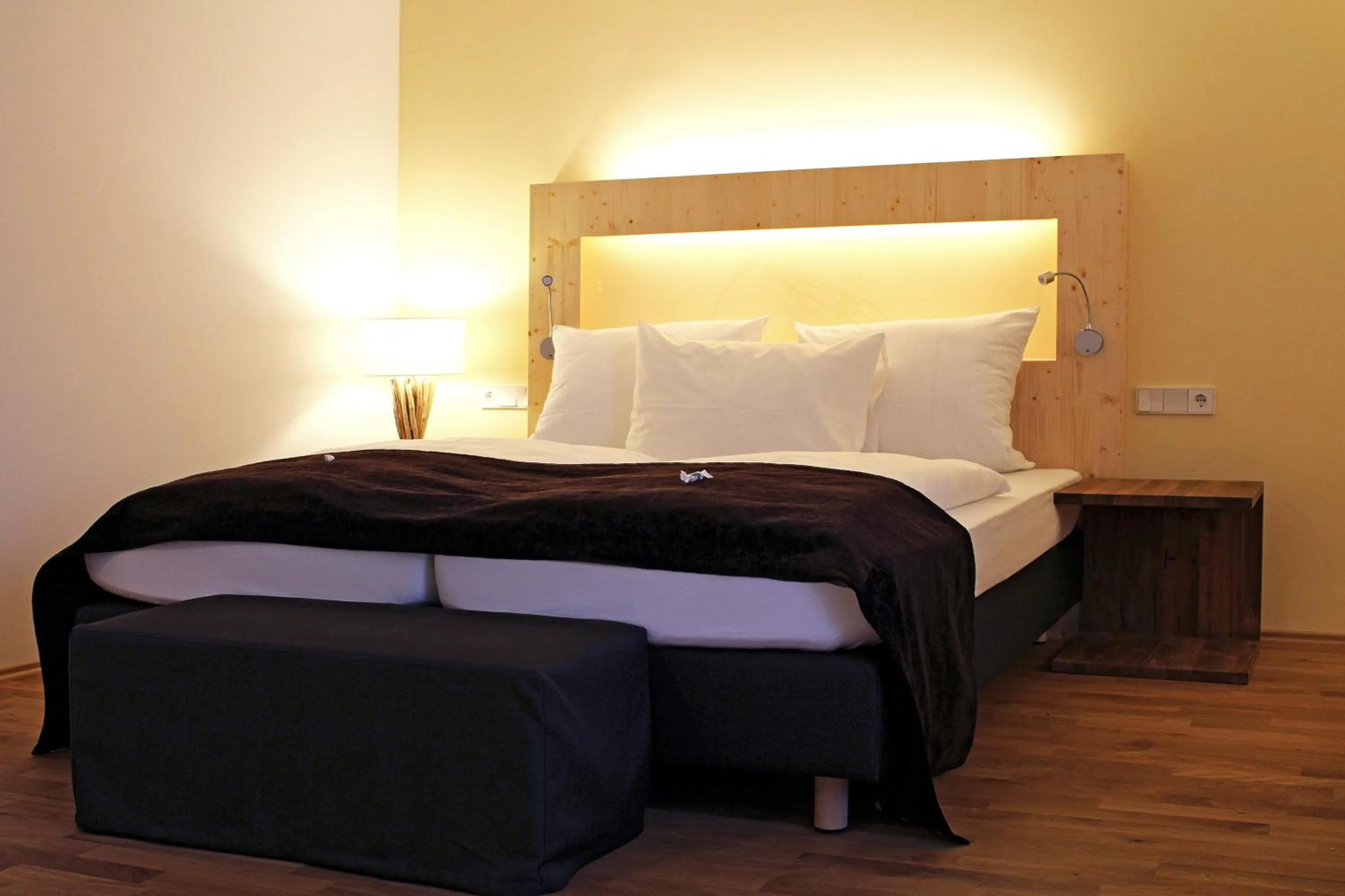 Bed in GROSCH Brauhotel & Gasthof