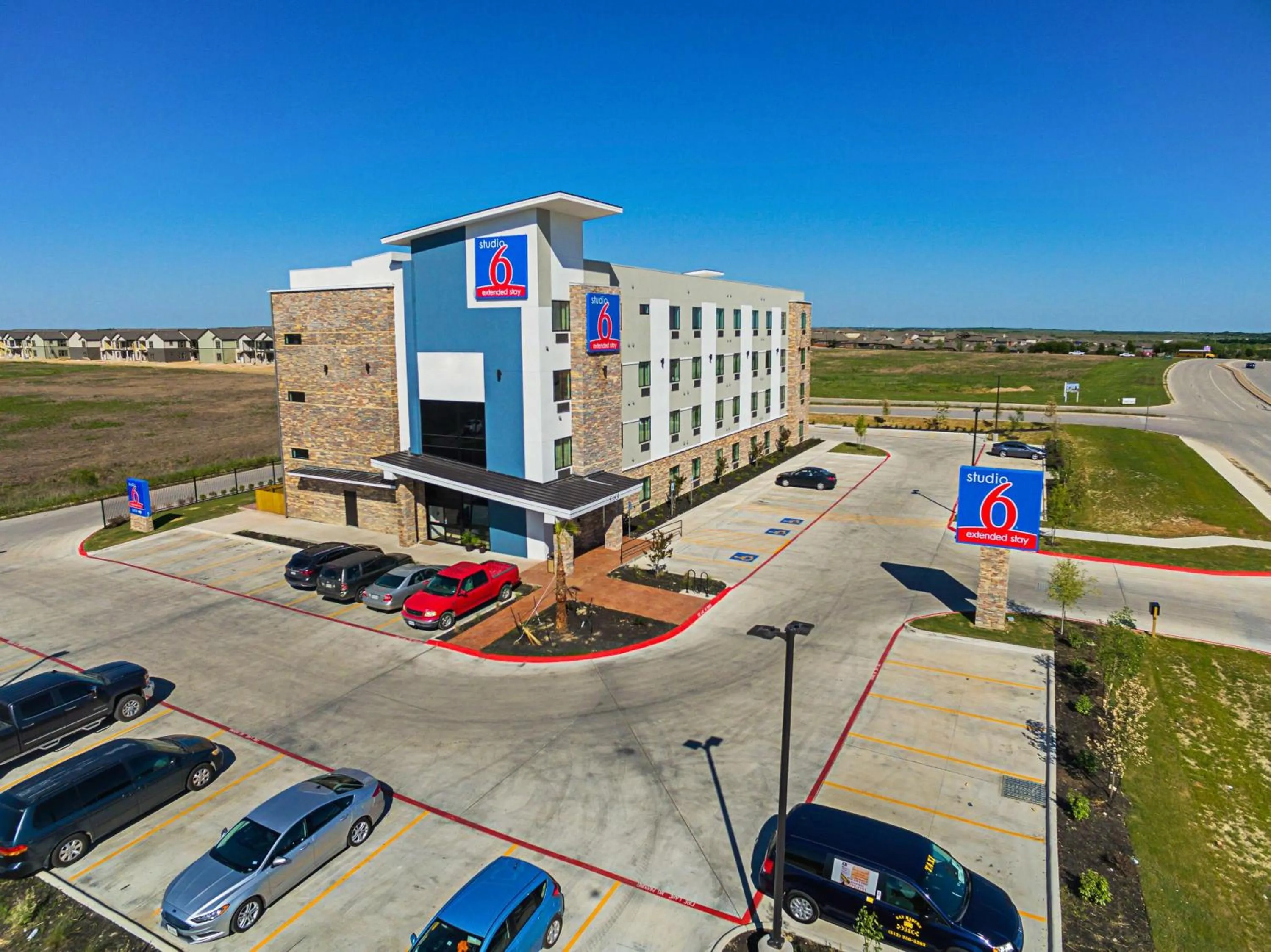 Property building in Studio 6-Buda, TX