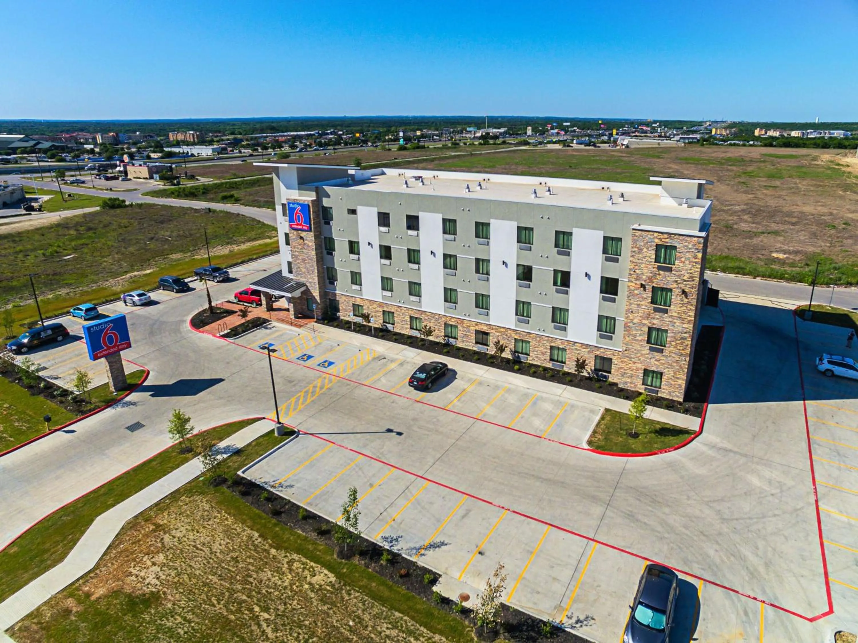 Property building in Studio 6-Buda, TX