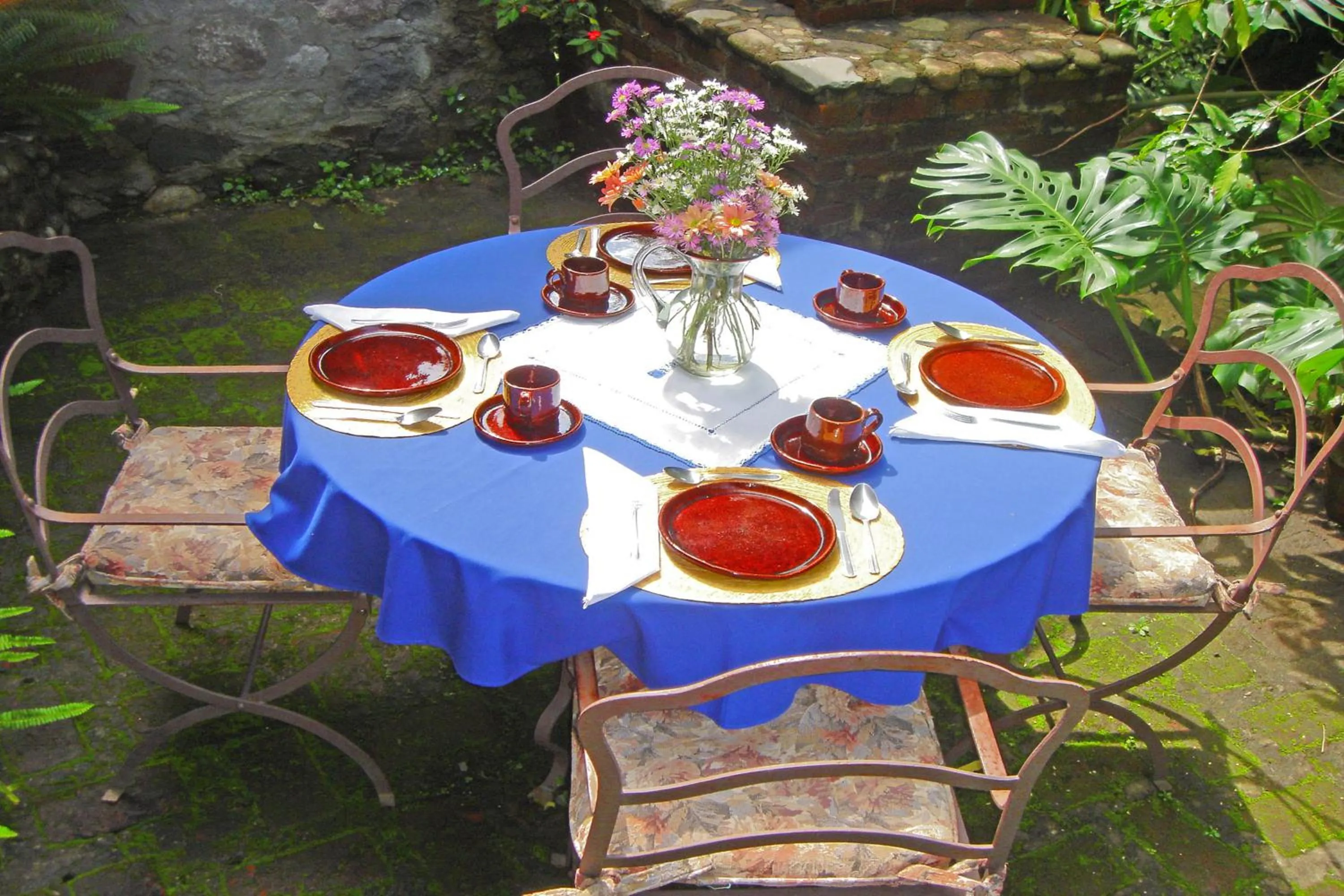 Patio in La Casona Breakfast & Wellness Center