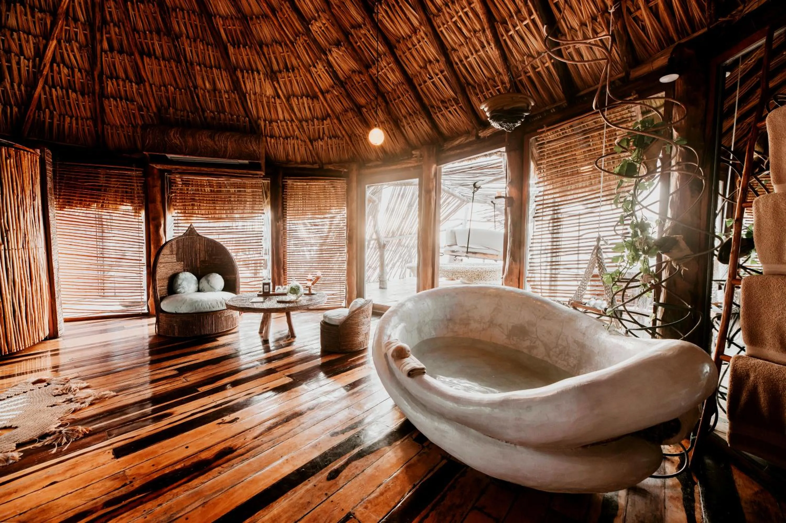 Bath in Azulik - Adults Only