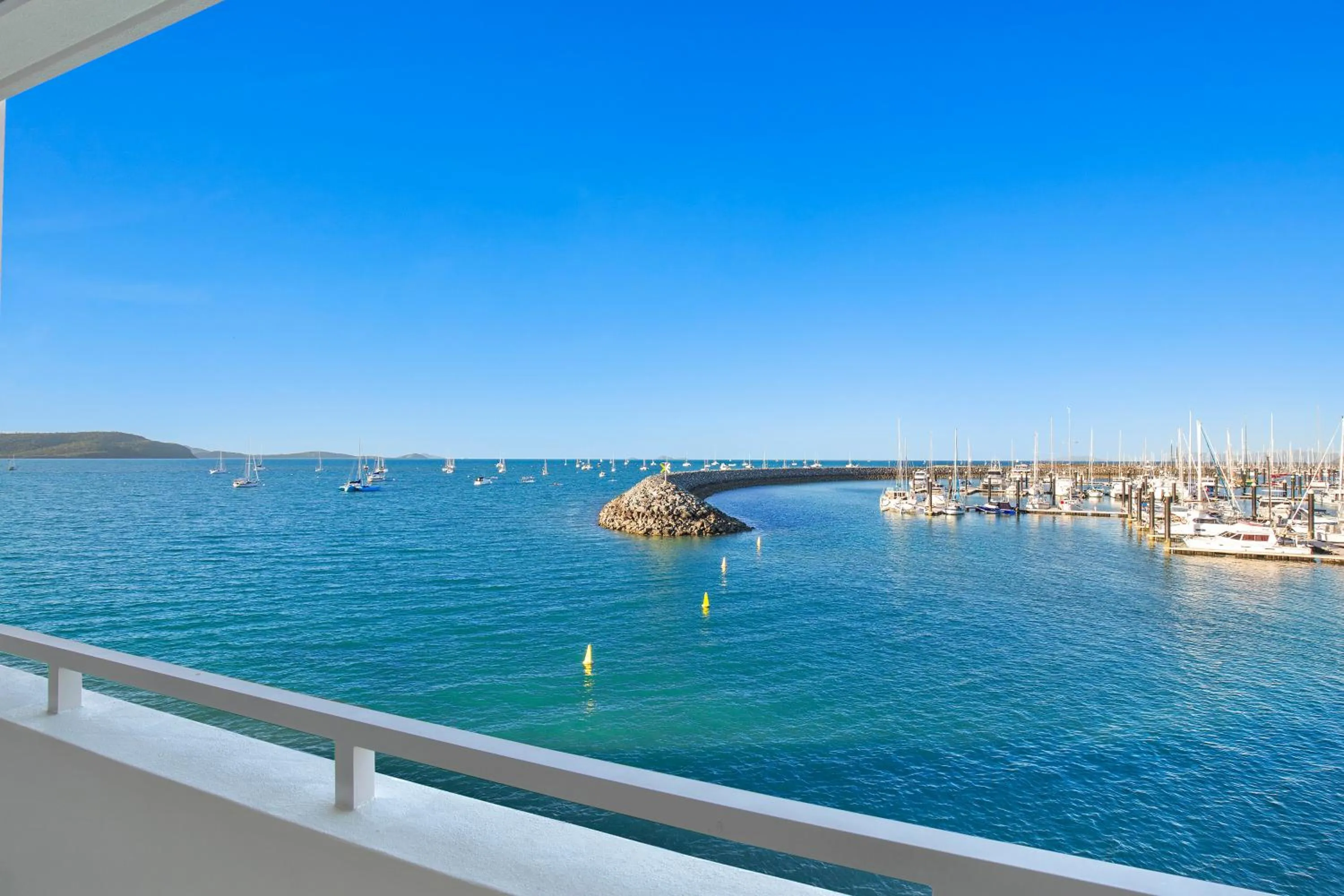 Sea view in Peninsula Airlie Beach