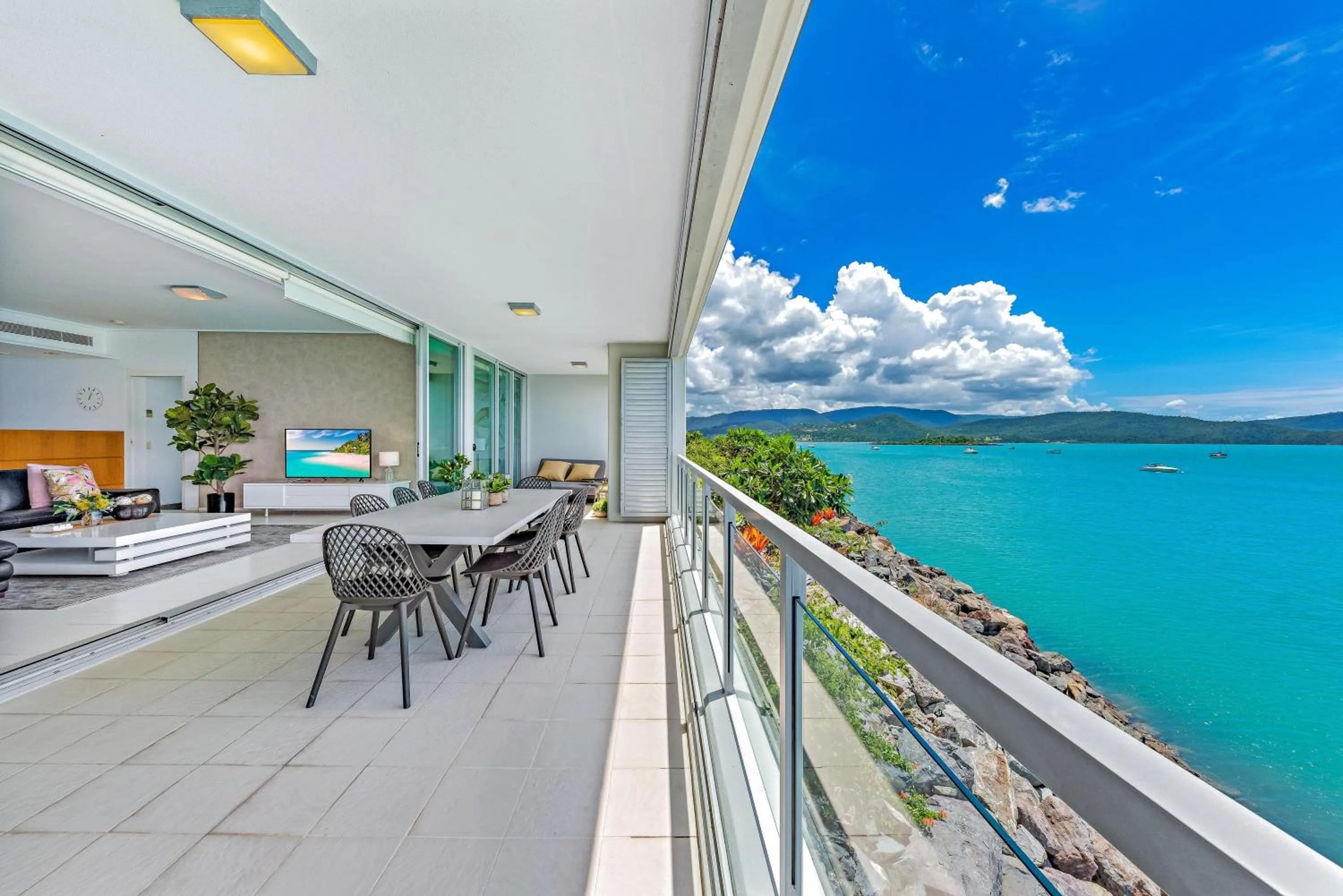 Patio in Peninsula Airlie Beach