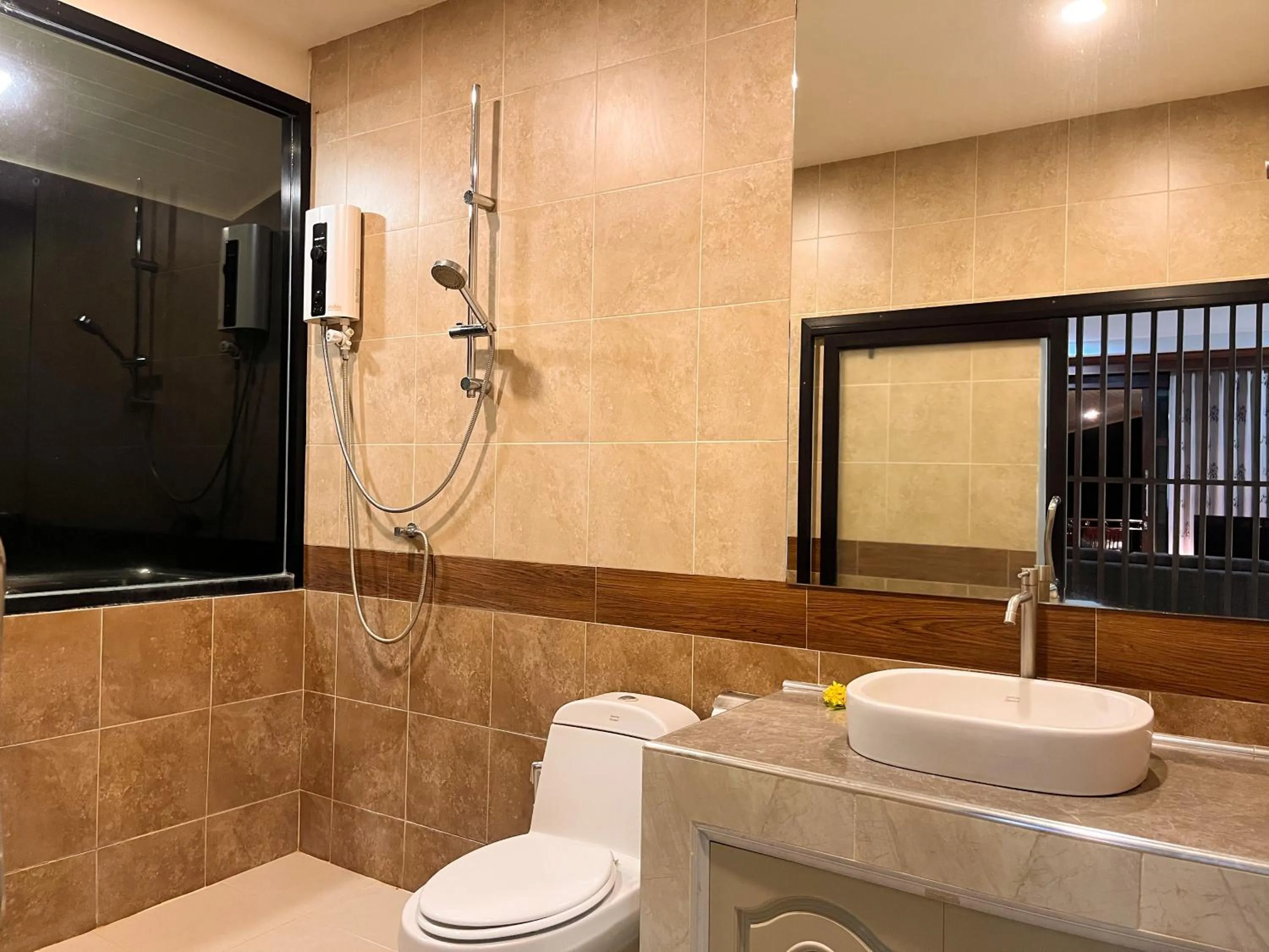 Shower in Golden Hill Resort