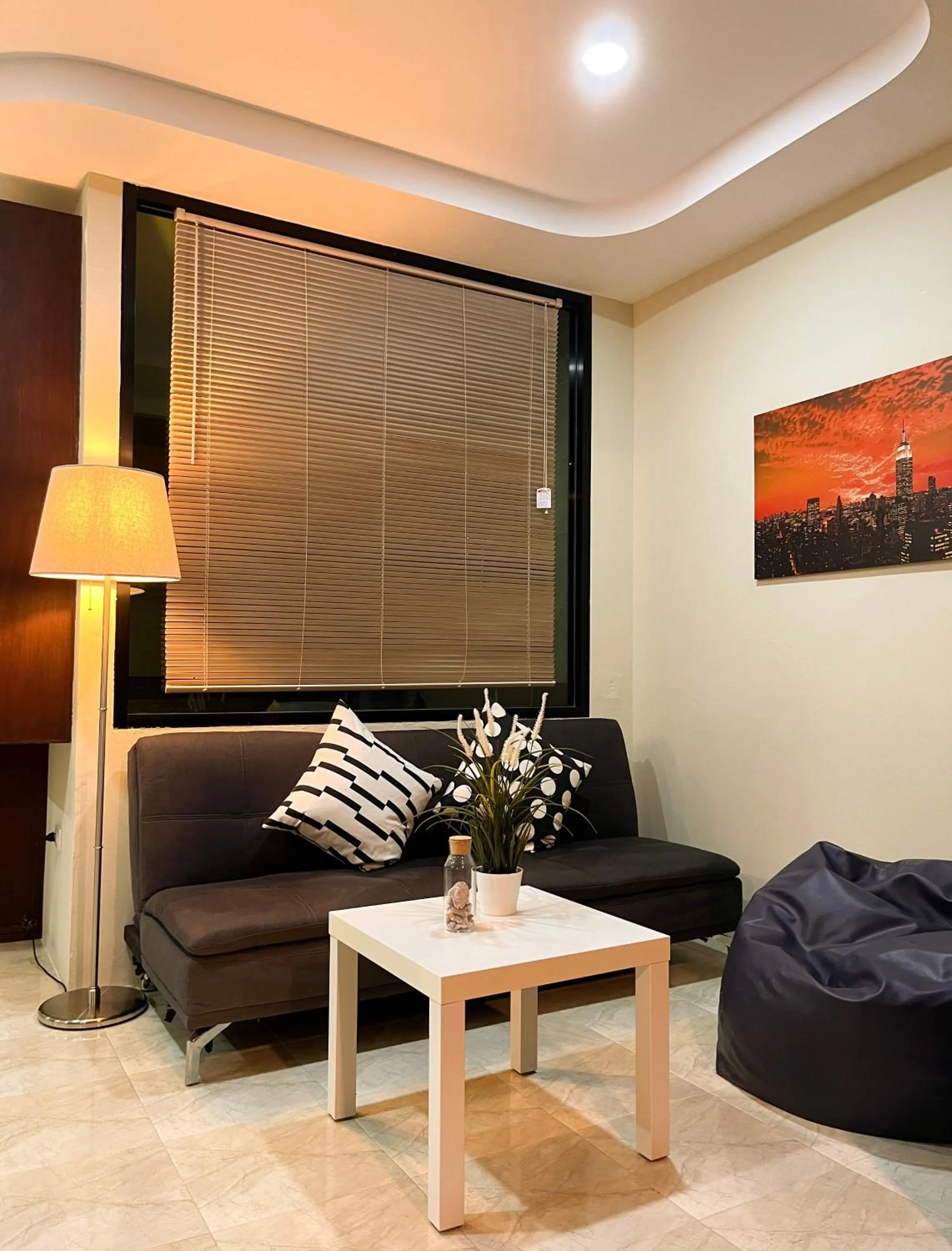 Seating area in Golden Hill Resort