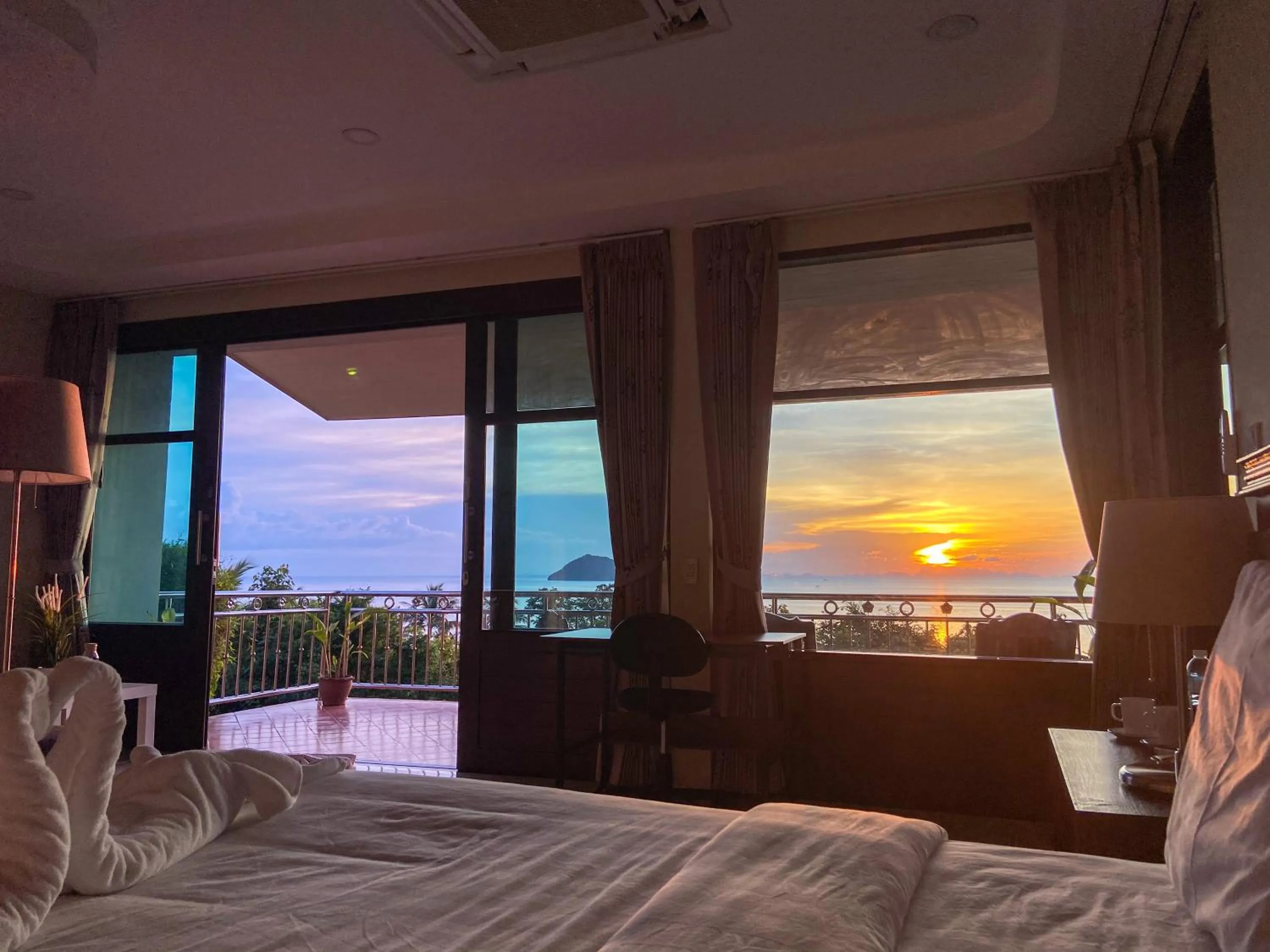 Bed in Golden Hill Resort