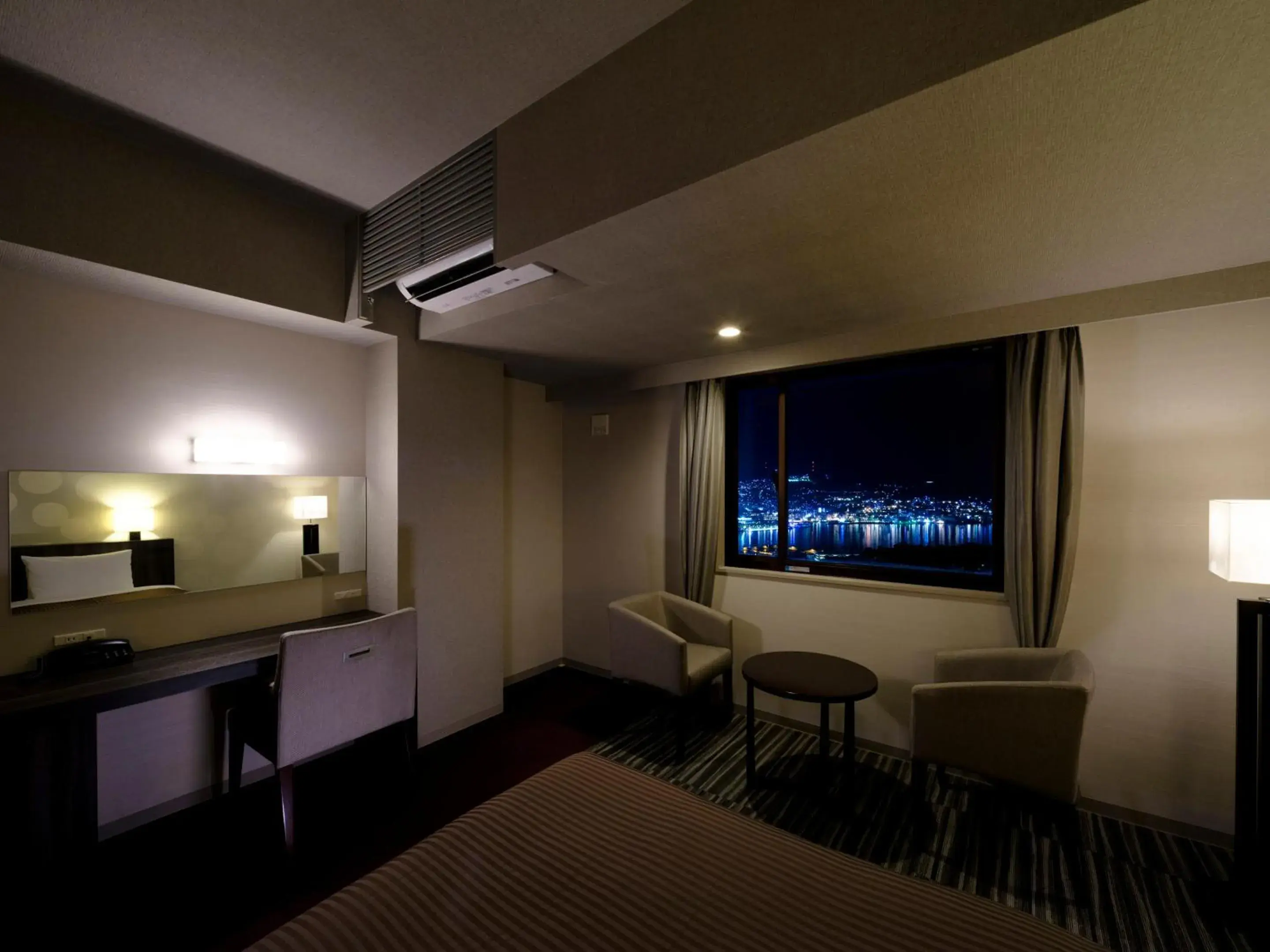 Twin Room High Floor Main Building - single occupancy - Non-Smoking (Renovated) in Inasayama Kanko Hotel Twin Room High Floor Main Building - single occupancy - Non-Smoking (Renovated) in Inasayama Kanko Hotel