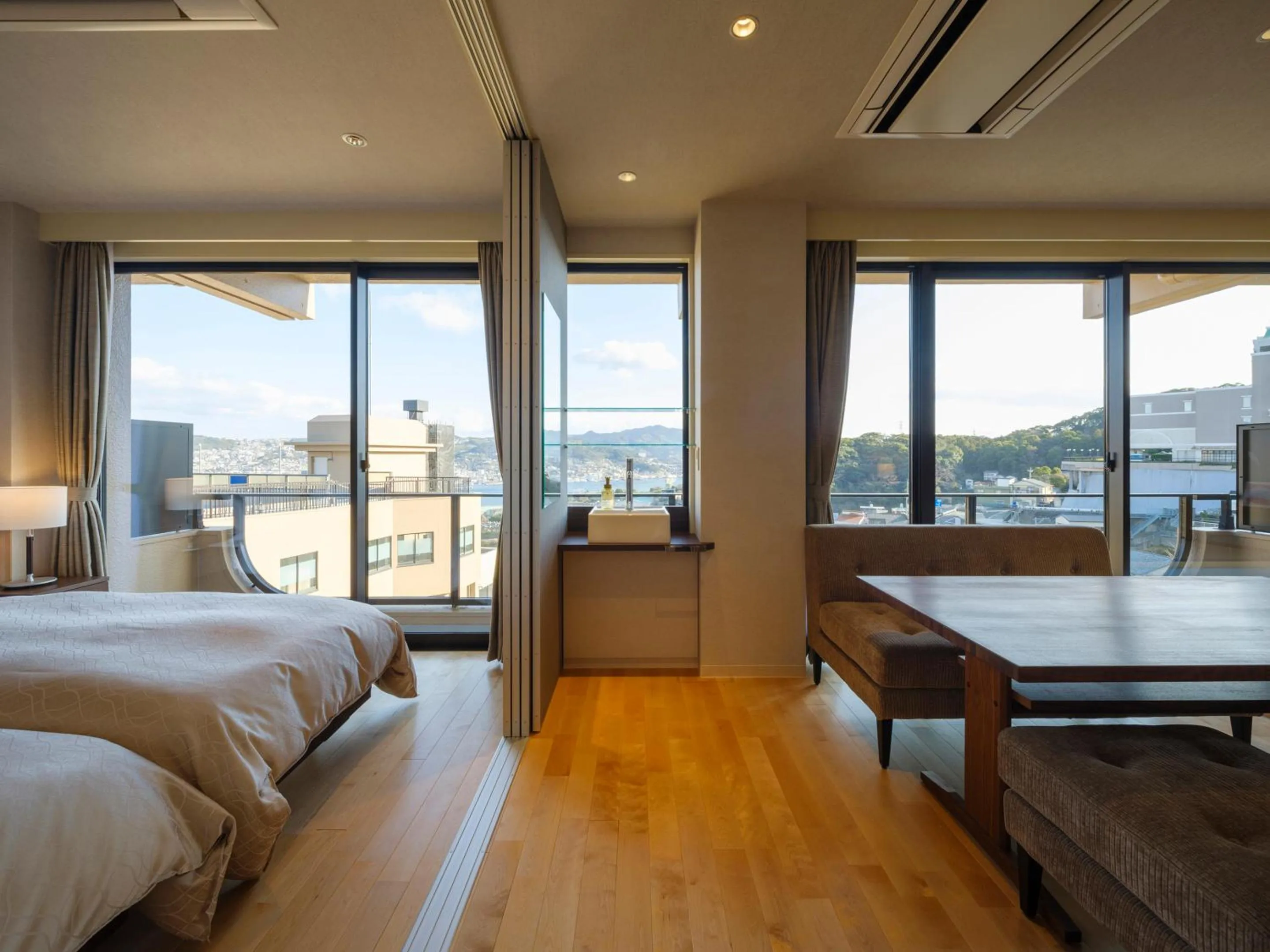 Photo of the whole room, Bed in Inasayama Kanko Hotel