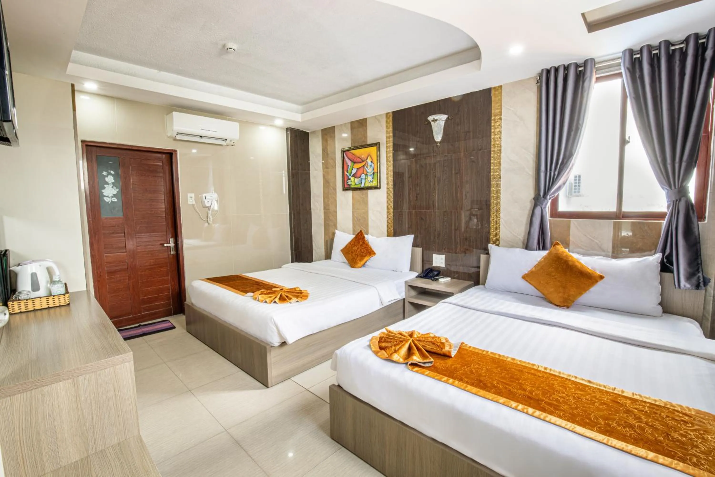 Bedroom in Oliver Hotel