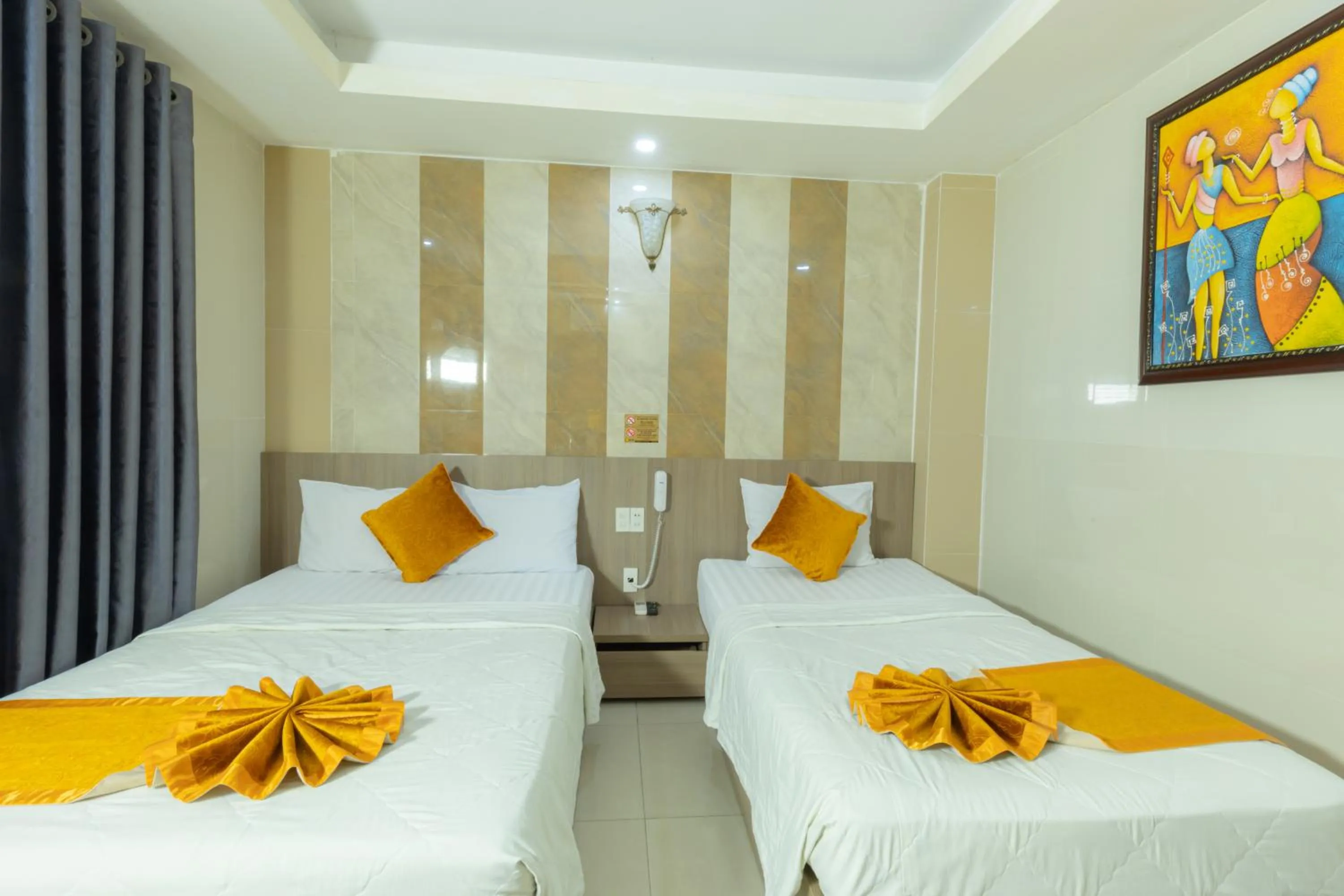 Bedroom in Oliver Hotel