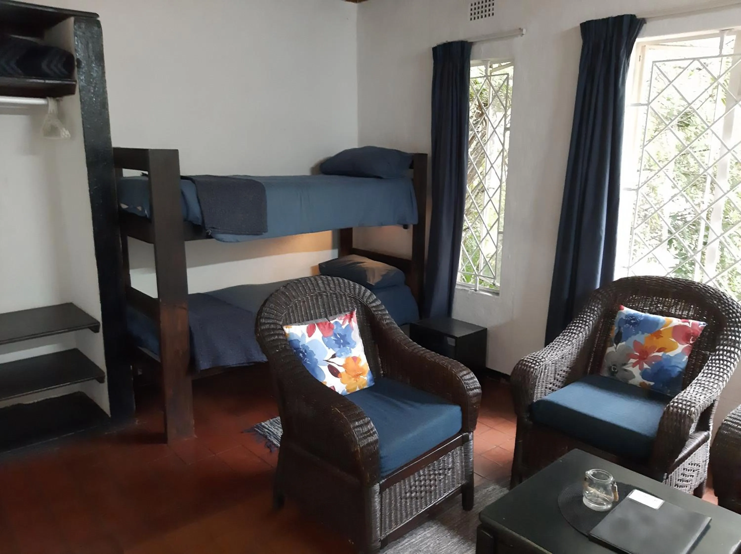 Seating area, Bed in Sabie Star