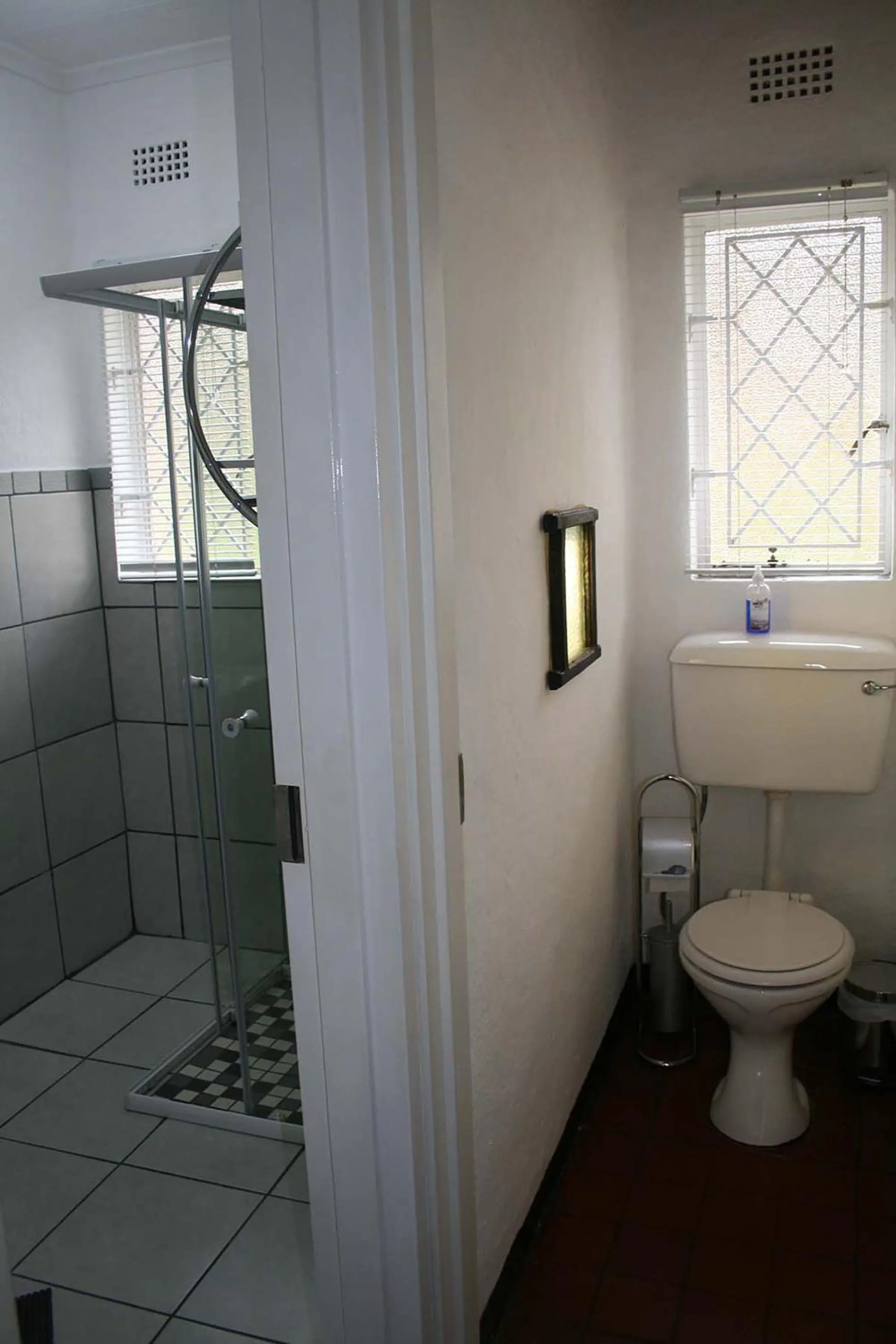 Shower in Sabie Star