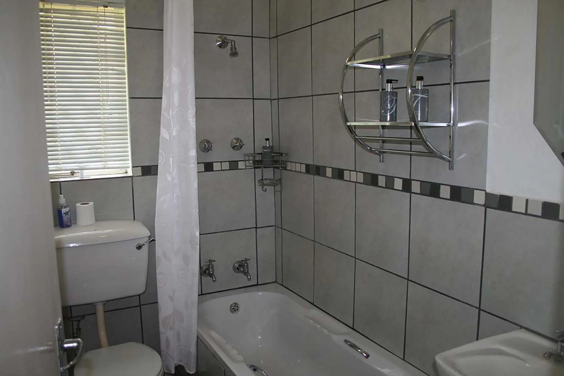 Bathroom in Sabie Star