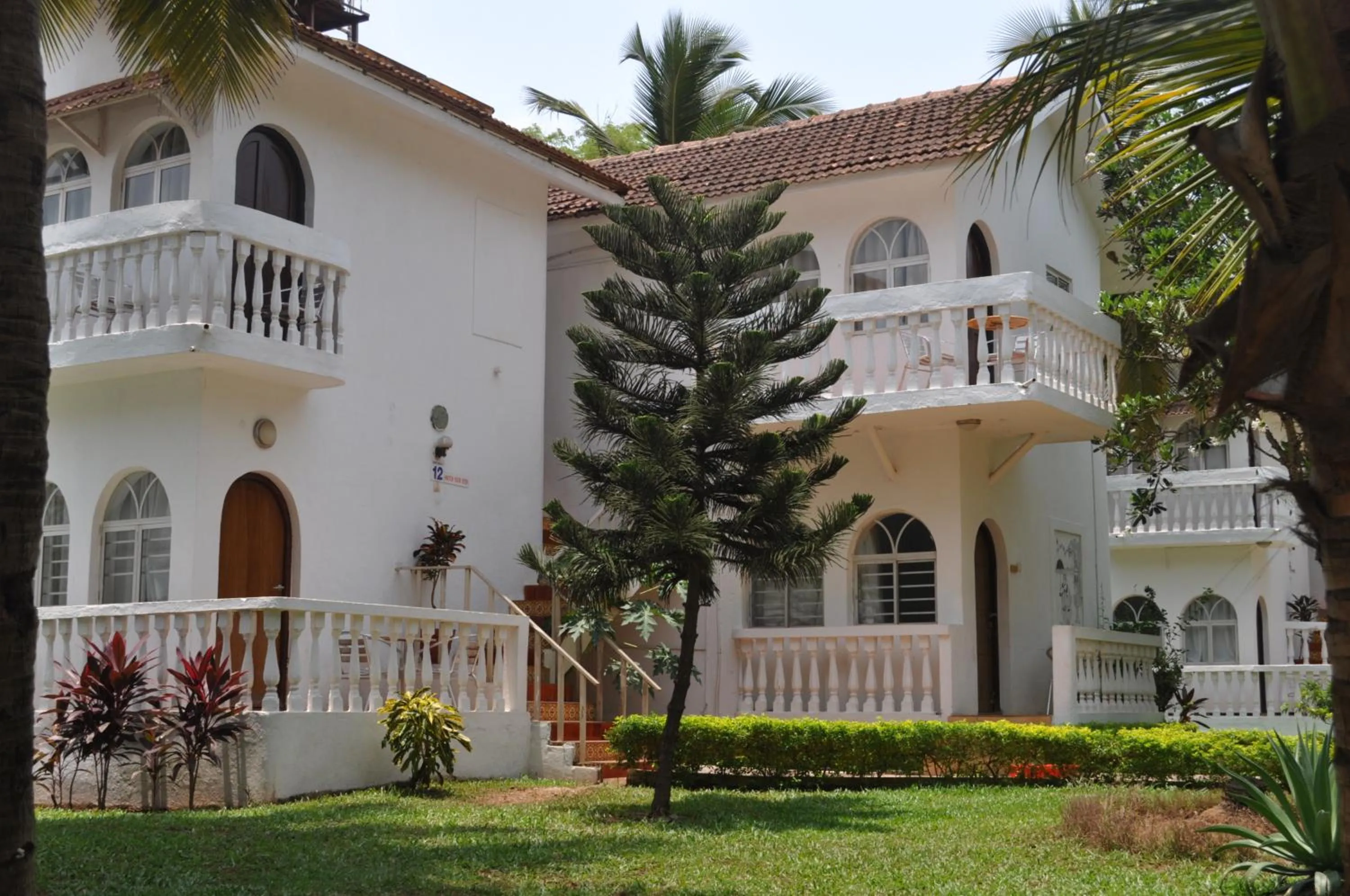 Facade/entrance in Colonia Santa Maria