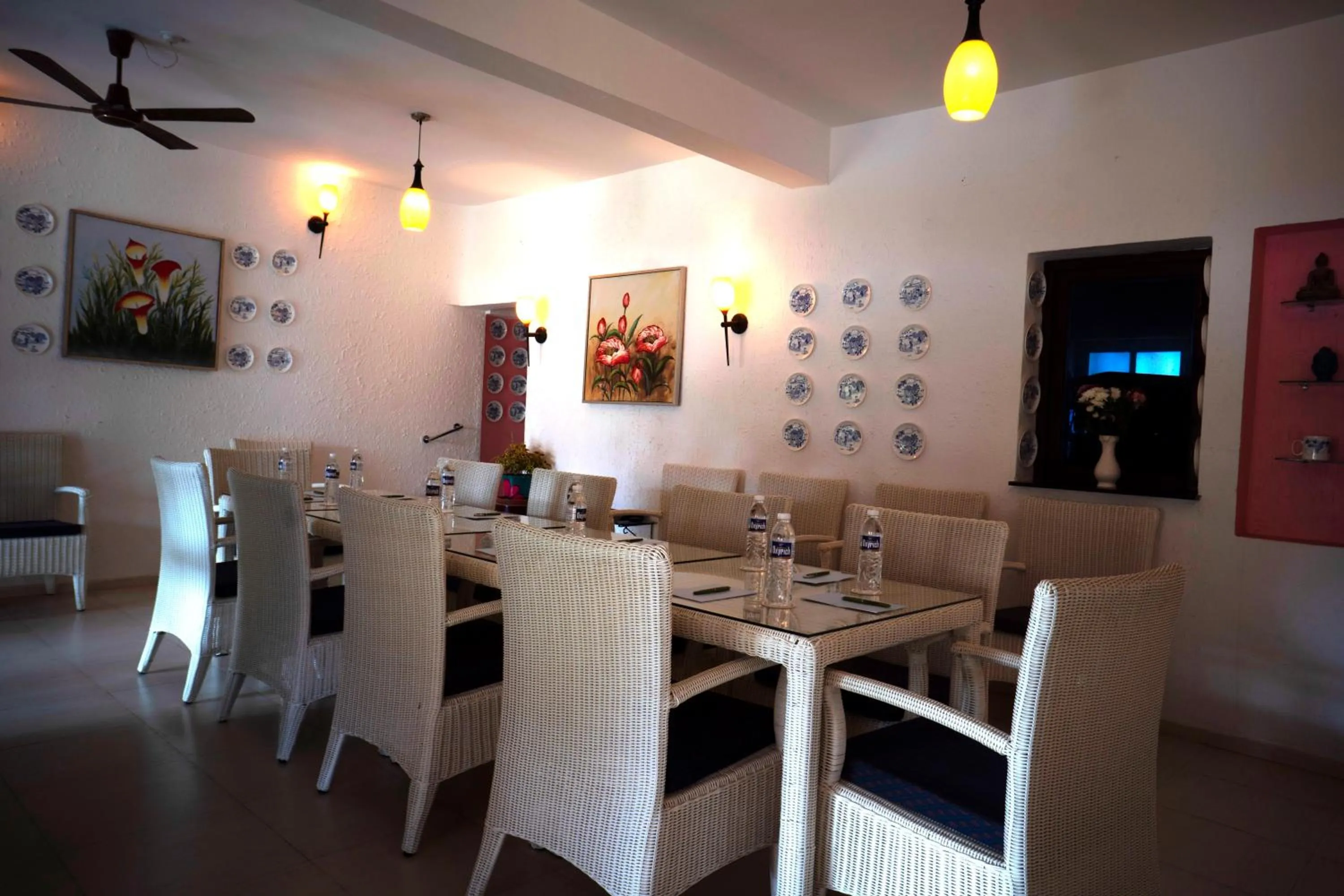 Restaurant/places to eat in Colonia Santa Maria