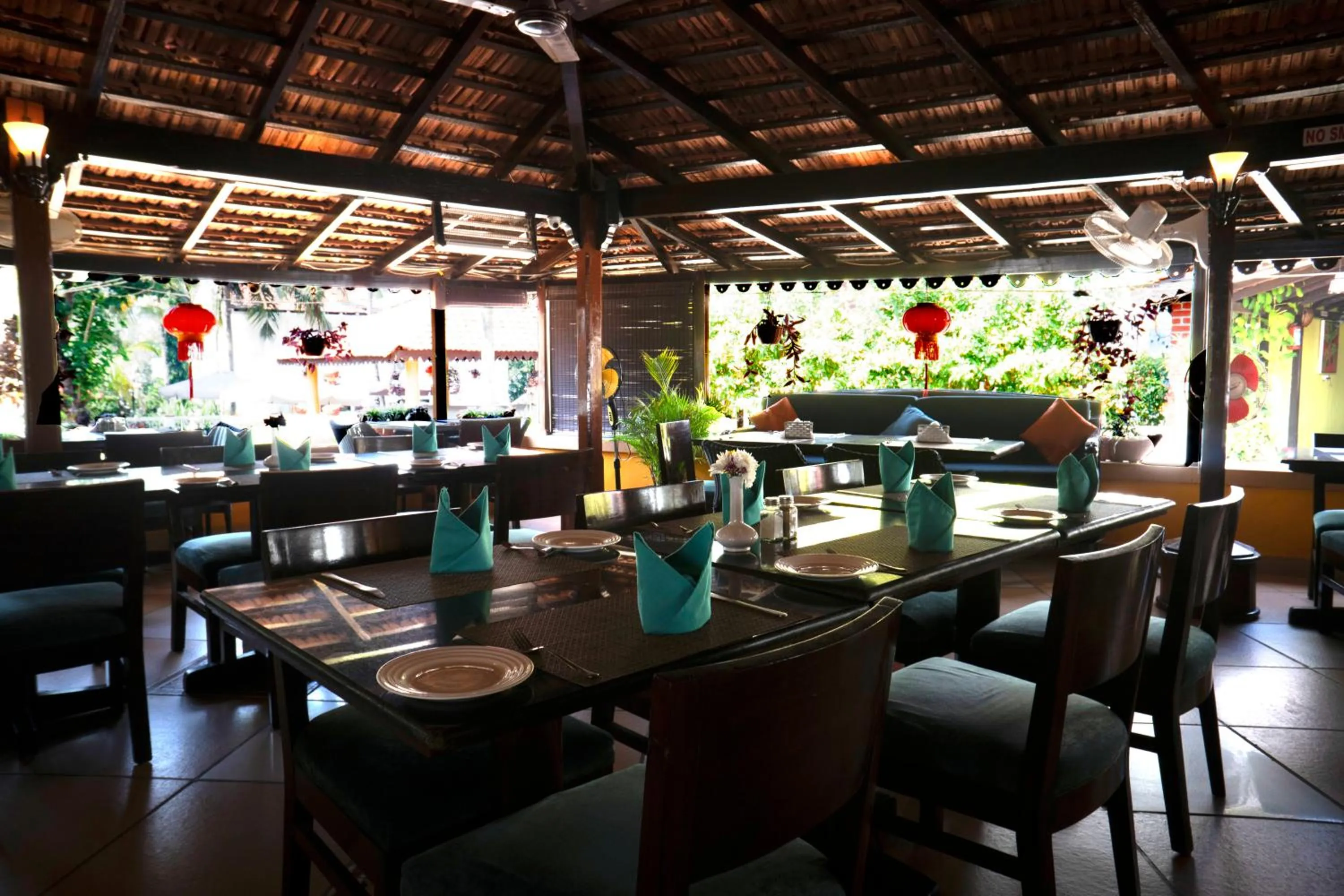 Restaurant/places to eat in Colonia Santa Maria