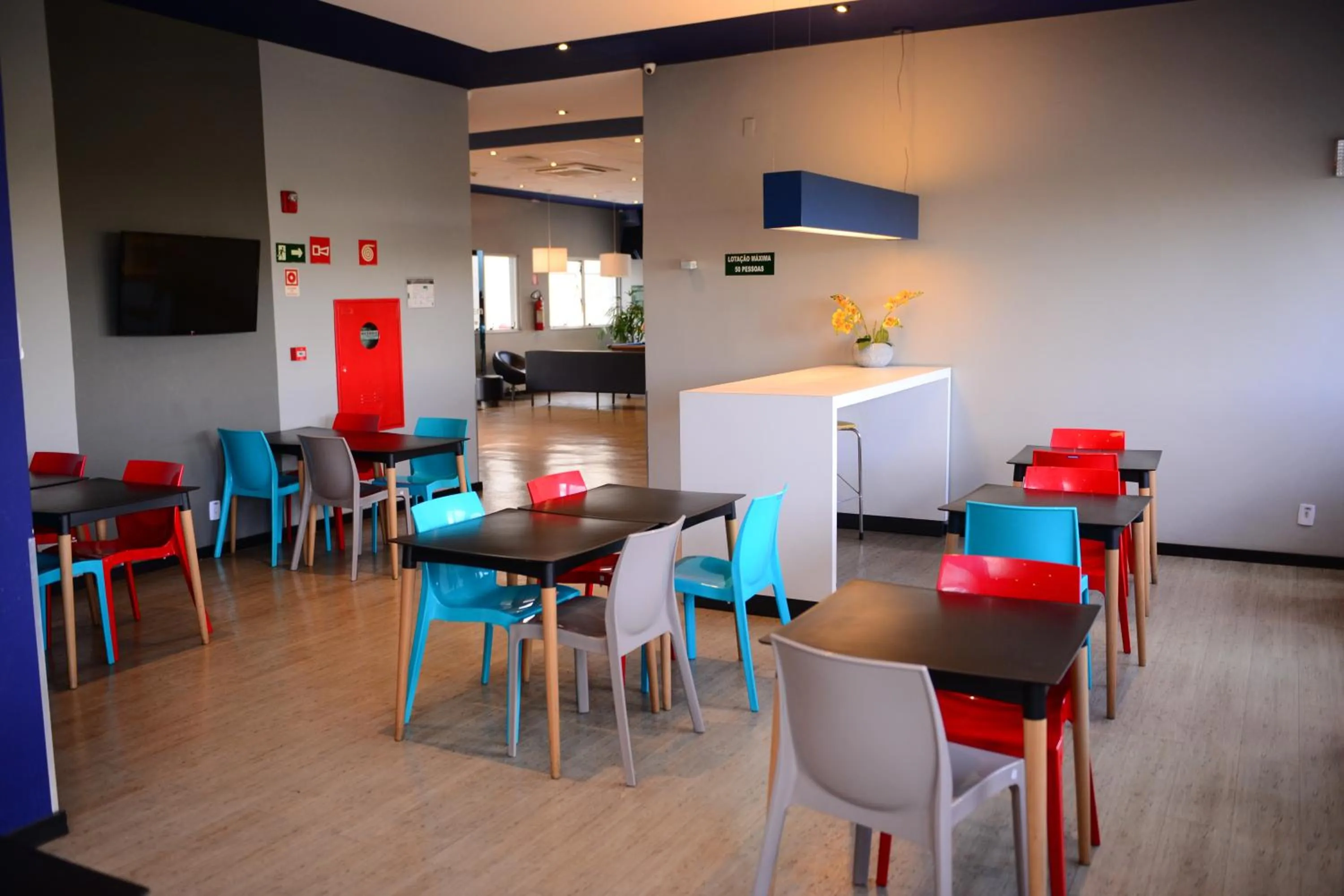 Seating area in ibis budget Divinopolis