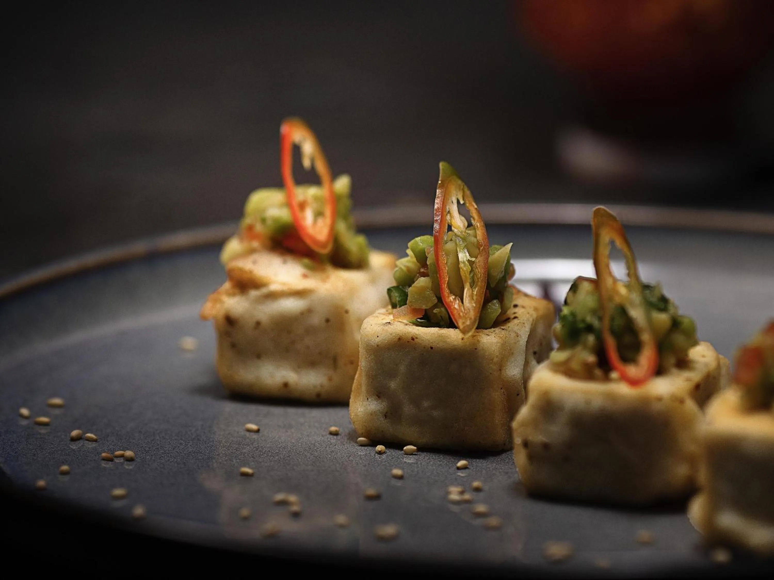 Restaurant/places to eat in Novotel Chennai Chamiers Road