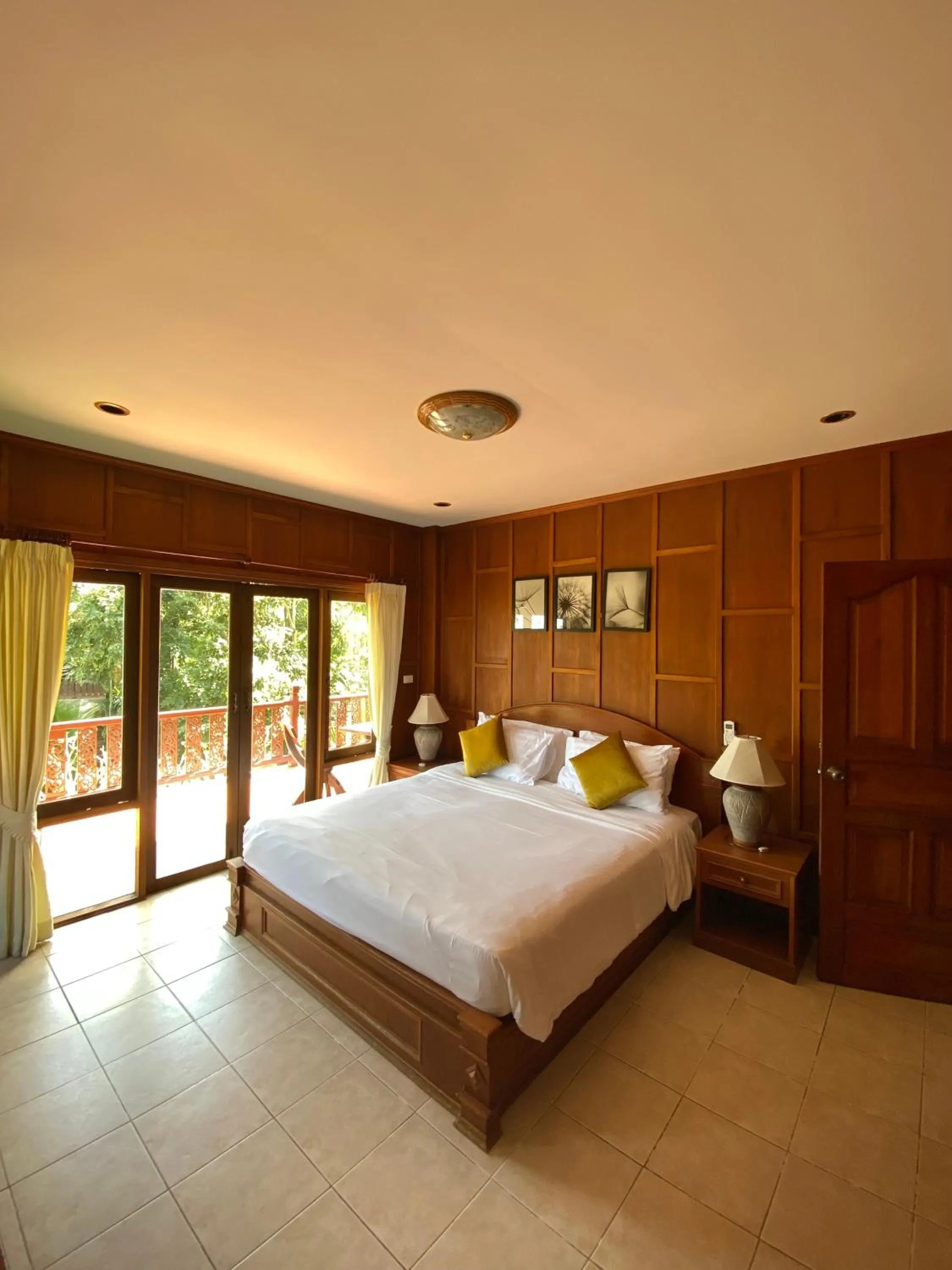 Bedroom, Bed in Baan Laem Noi Villa's