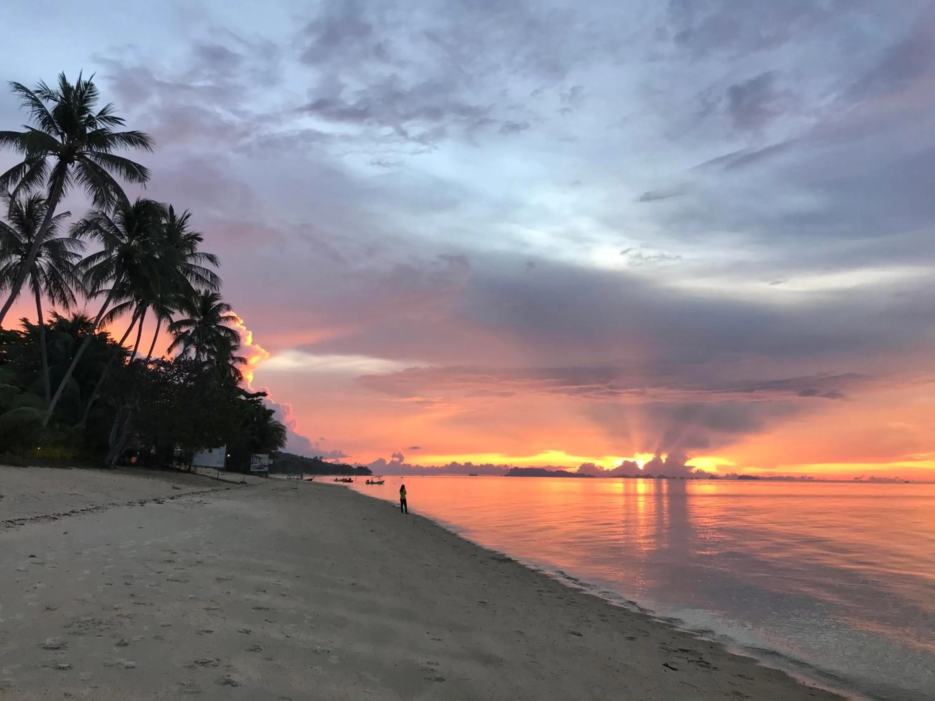 Sunset in Baan Laem Noi Villa's
