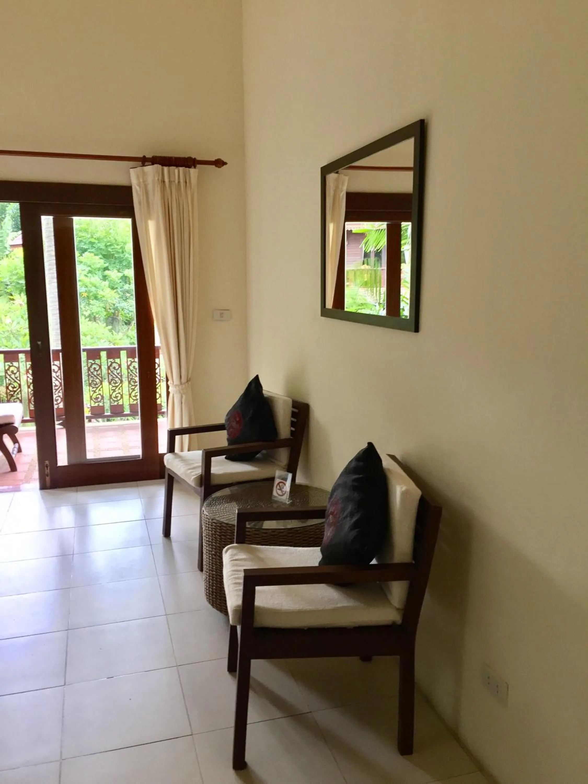 Baan Laem Noi Villa's