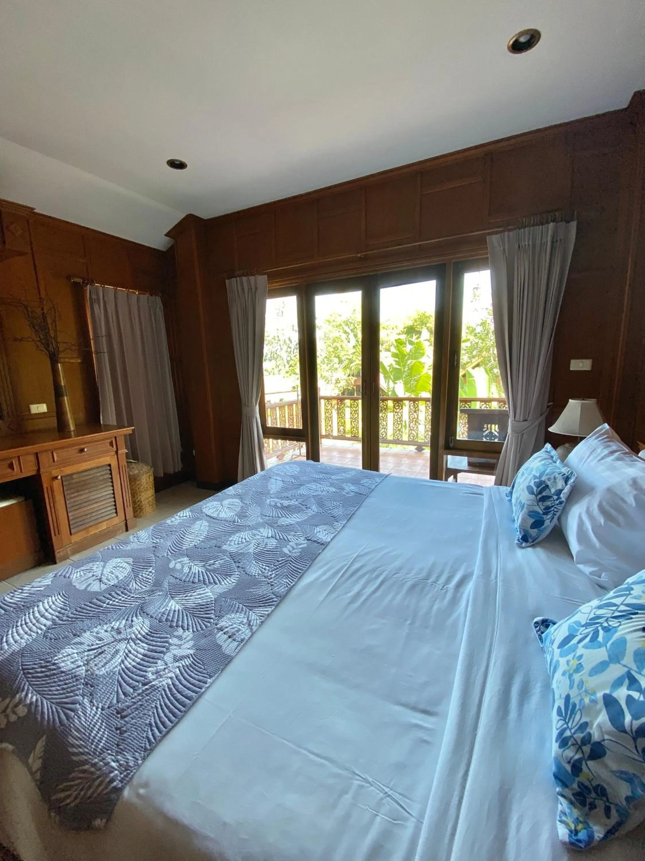 Bedroom, Bed in Baan Laem Noi Villa's