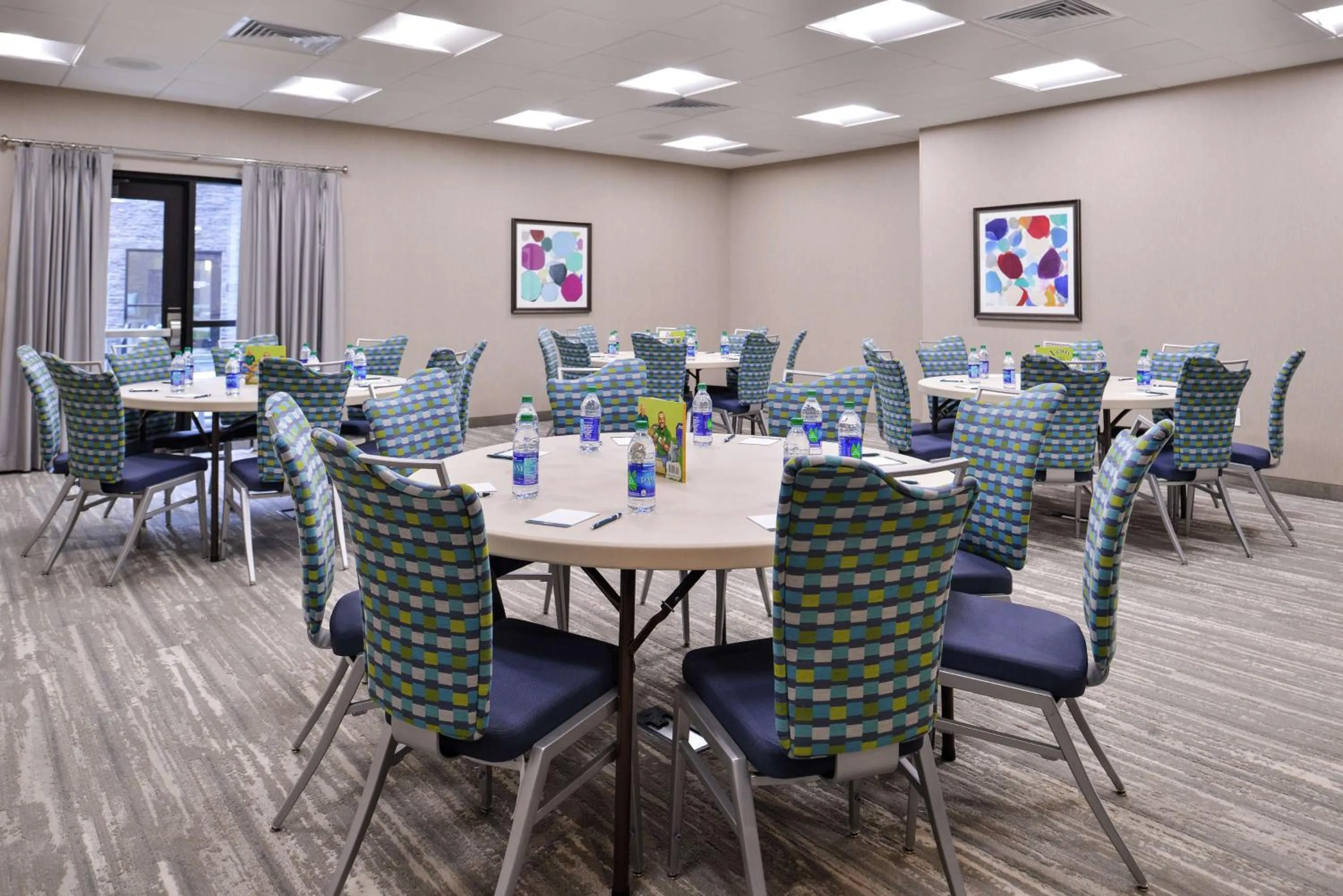 Meeting/conference room in Homewood Suites Des Moines Airport