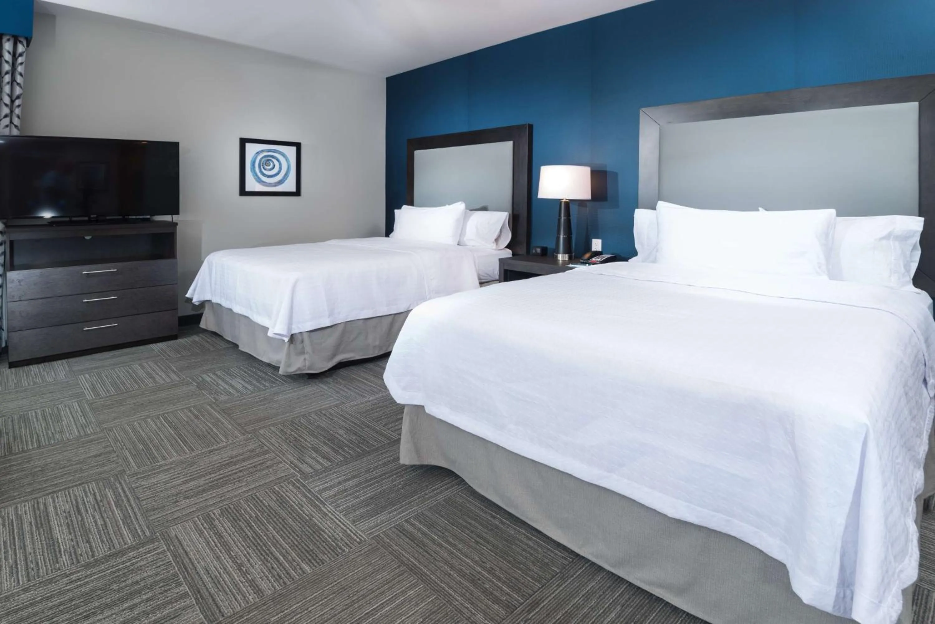 Bedroom, Bed in Homewood Suites By Hilton Tulsa Catoosa