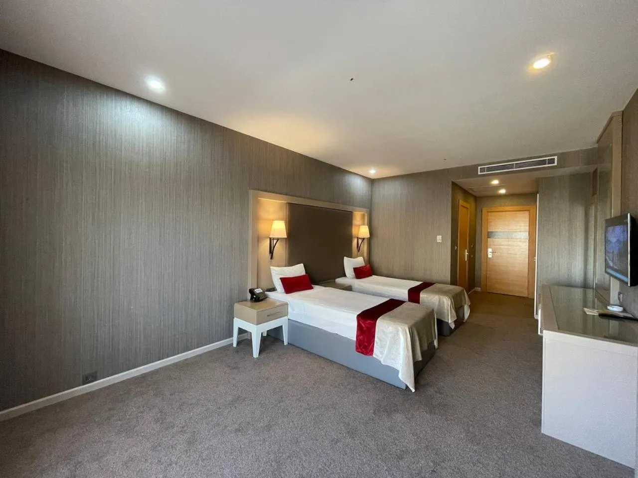 Bed in Sky Hotel Baku