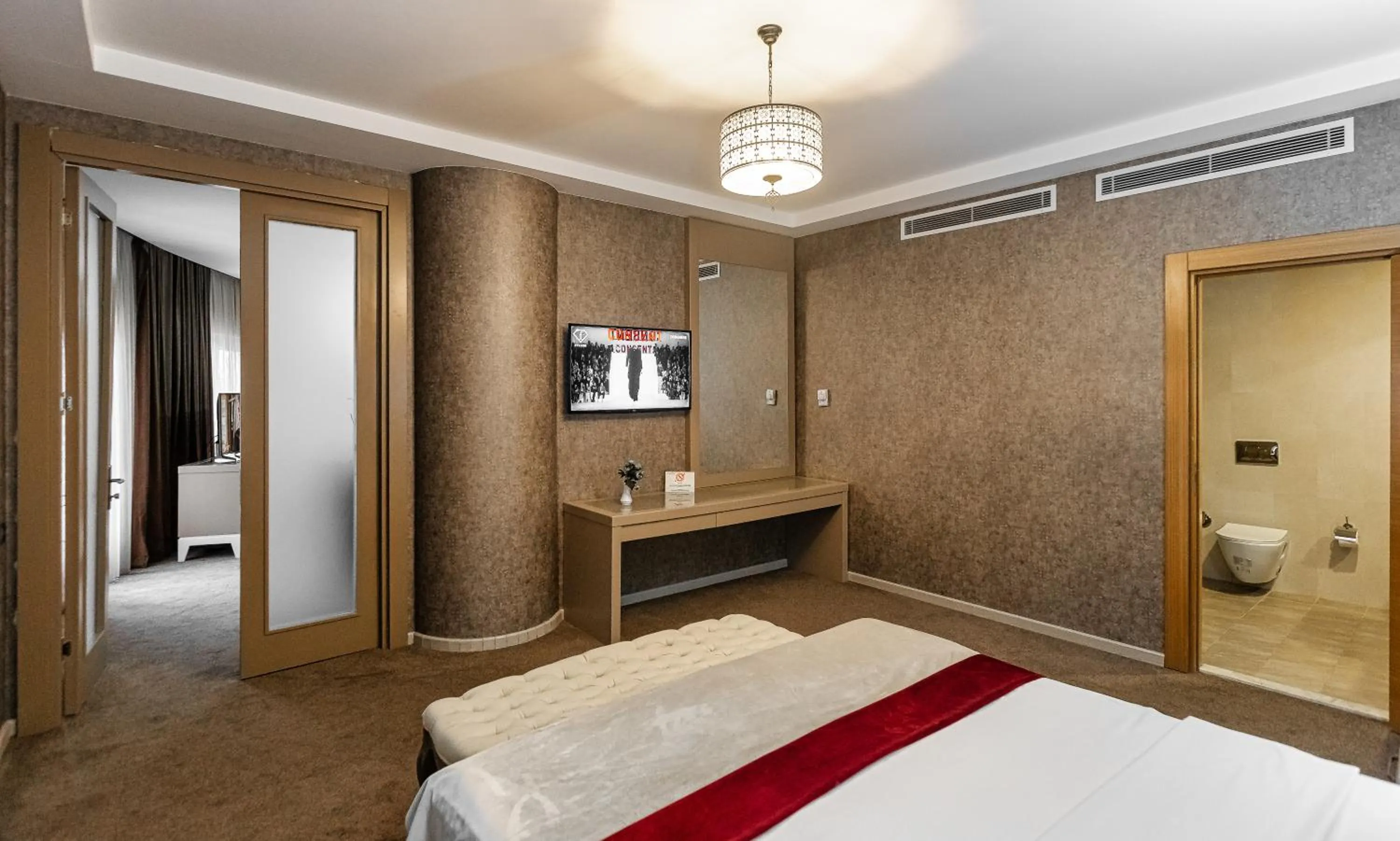 TV and multimedia in Sky Hotel Baku