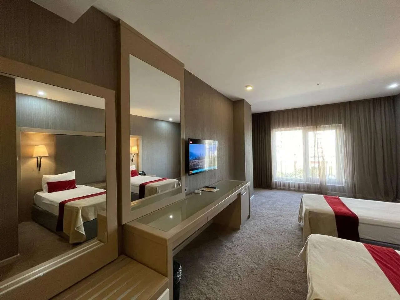 Bed in Sky Hotel Baku