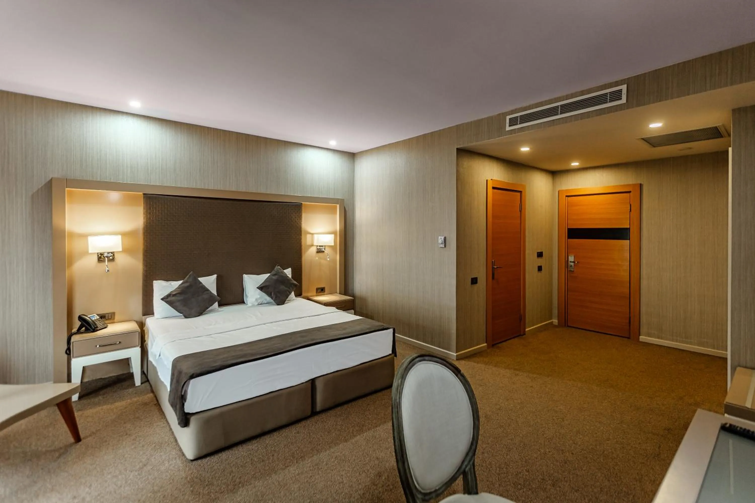 Bed in Sky Hotel Baku