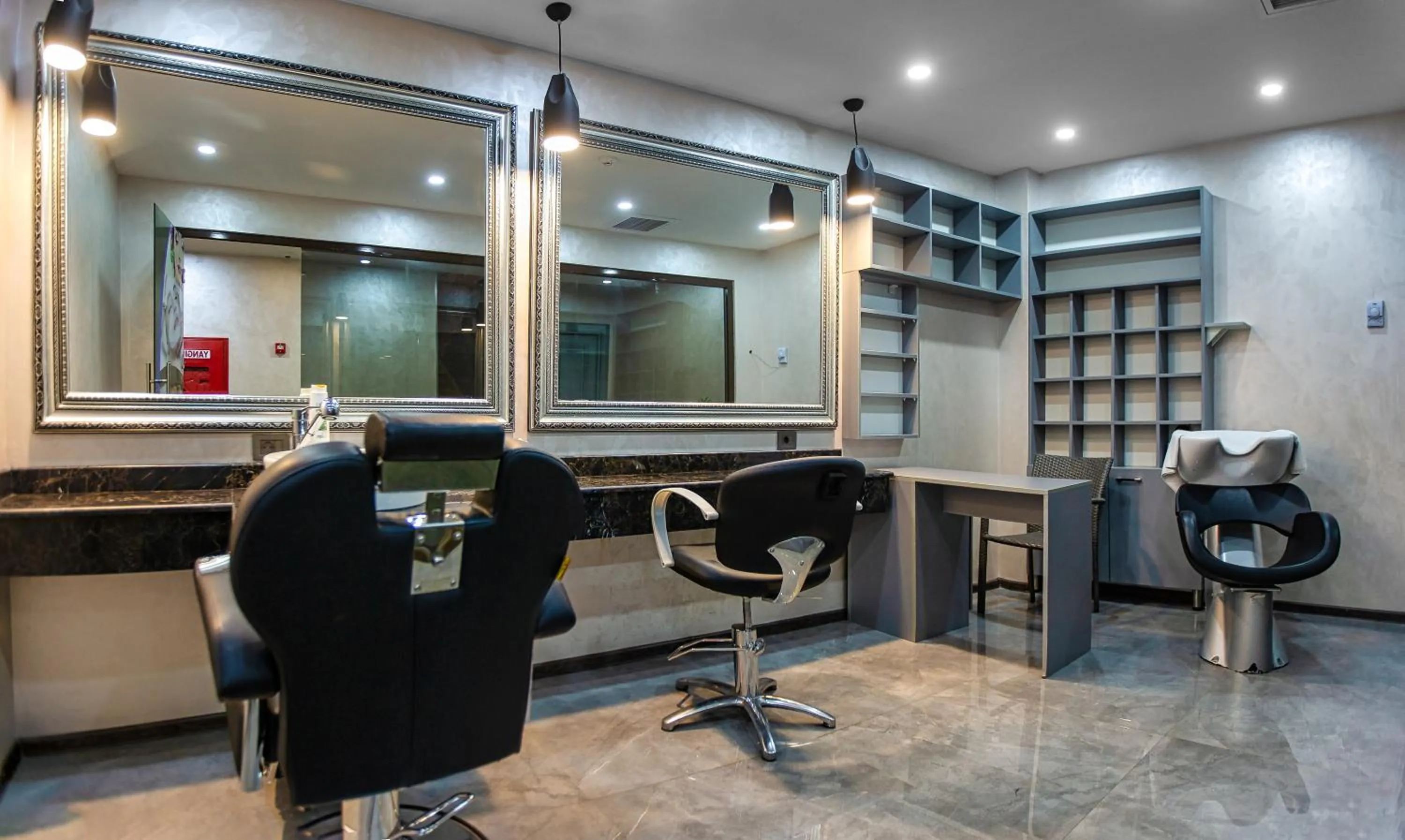 Business facilities in Sky Hotel Baku