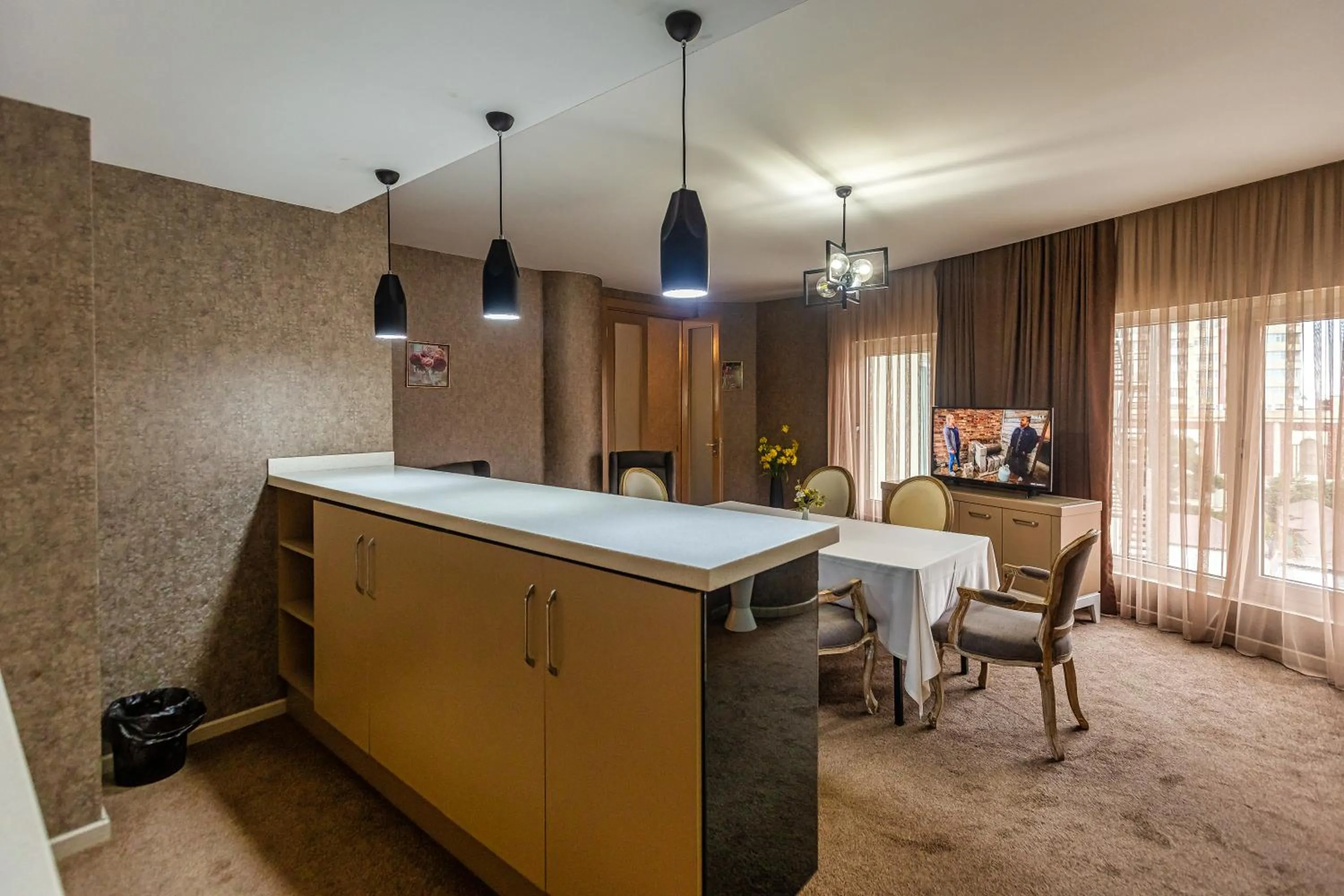 Kitchen or kitchenette in Sky Hotel Baku
